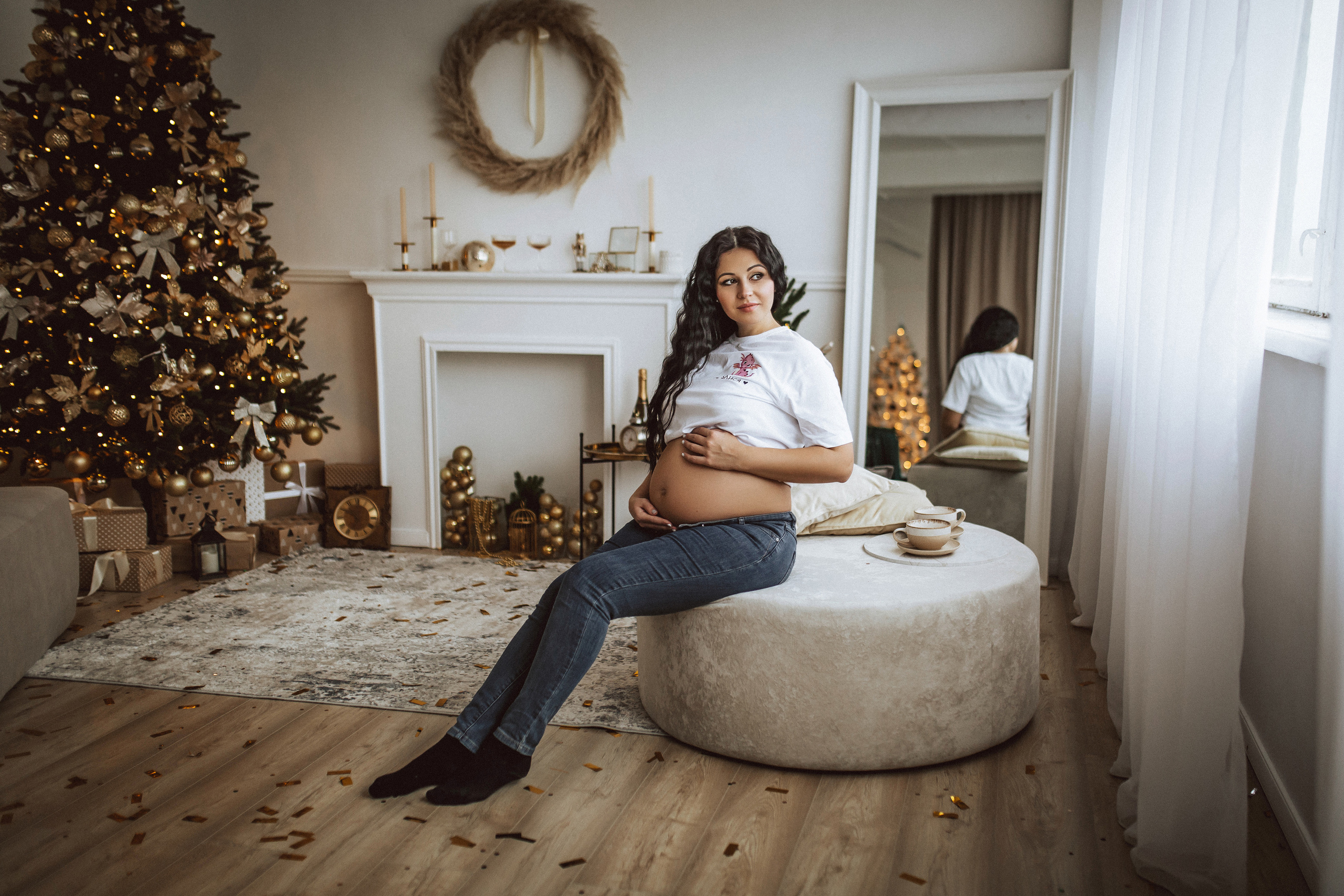 Фотосессия беременности в студии white hall. Фотограф в Смоленске Ольга Давыдова