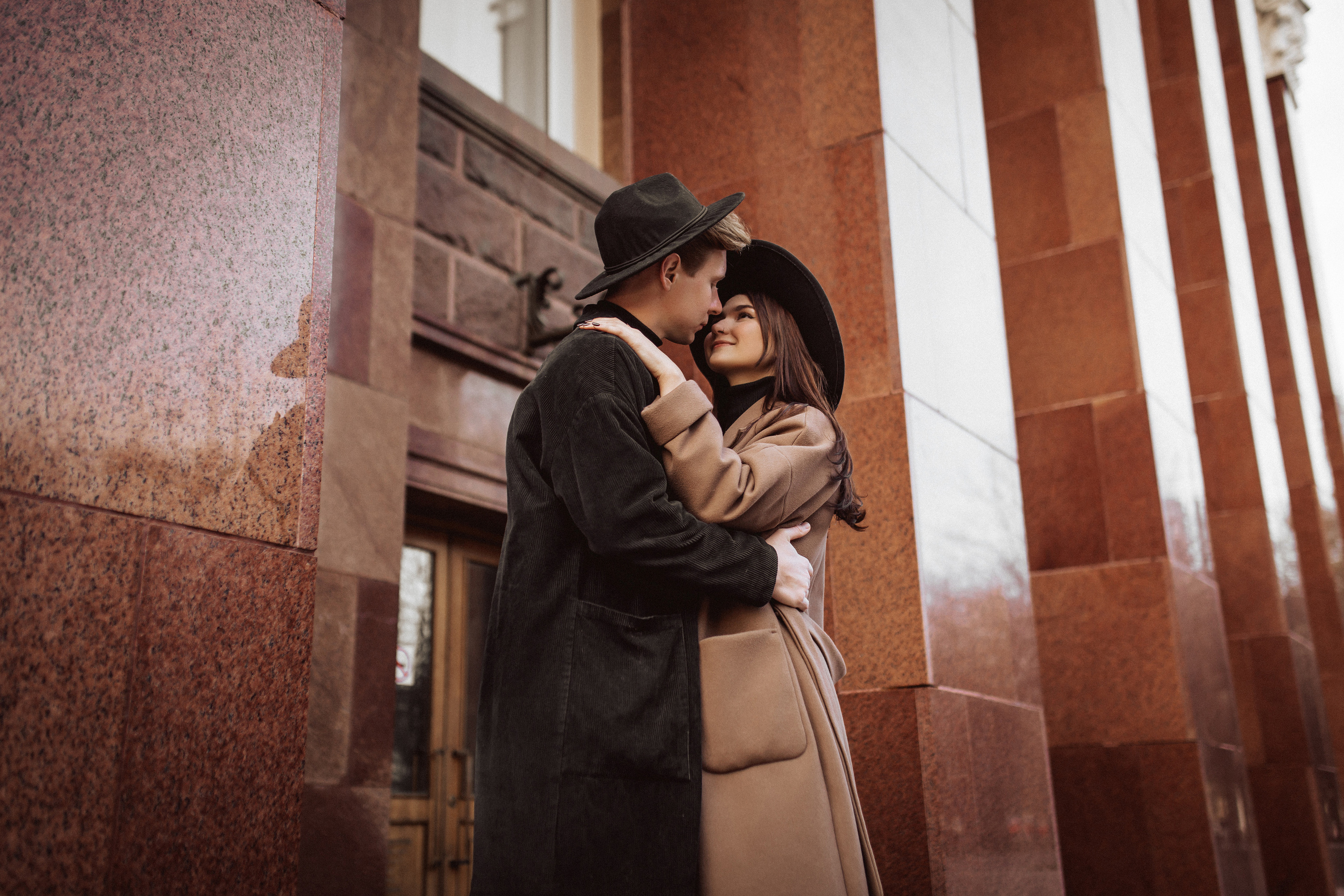 Дмитрий и Анастасия прогулка по центру. Фотограф в Смоленске Ольга Давыдова