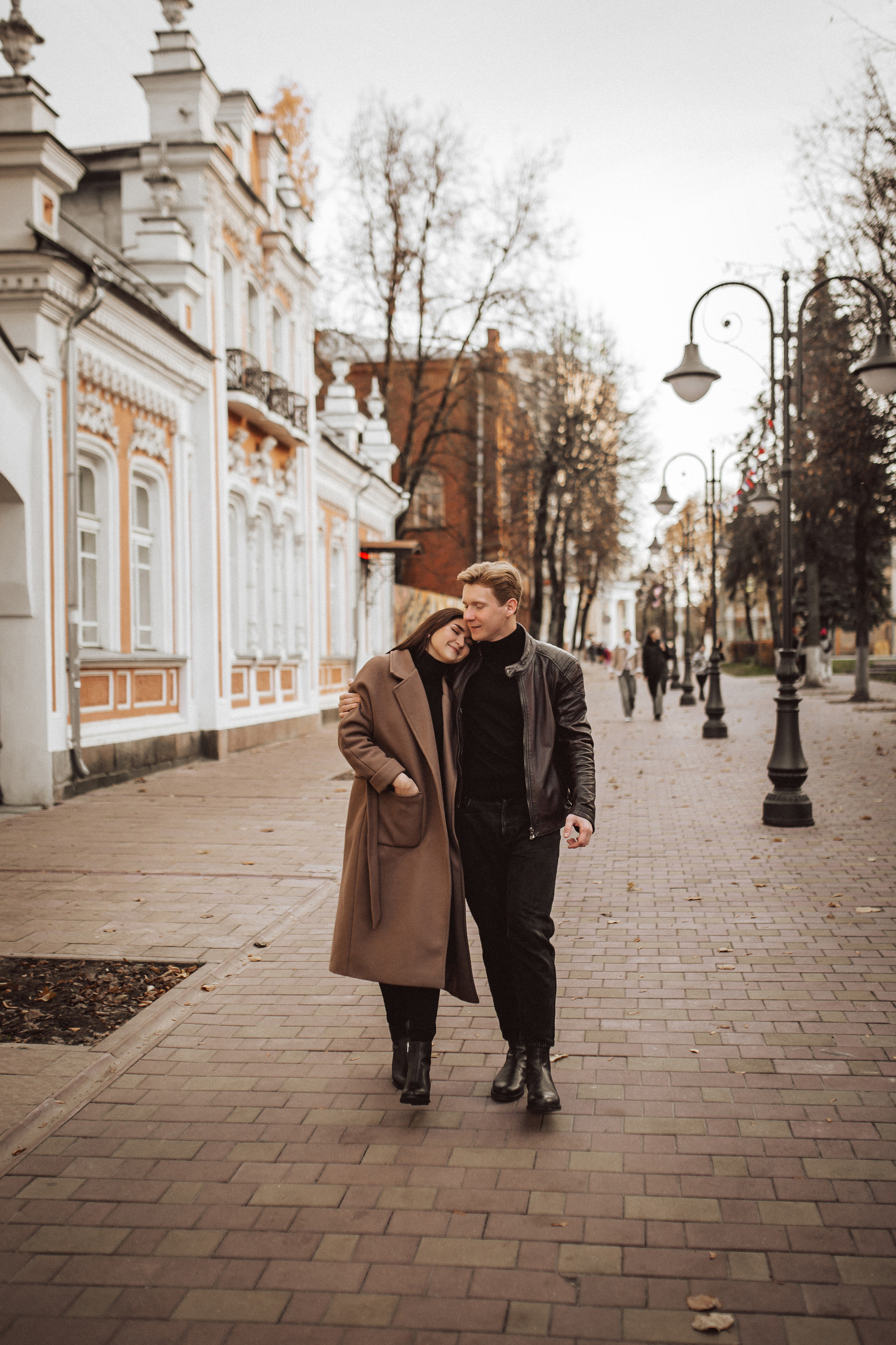 Дмитрий и Анастасия прогулка по центру. Фотограф в Смоленске Ольга Давыдова