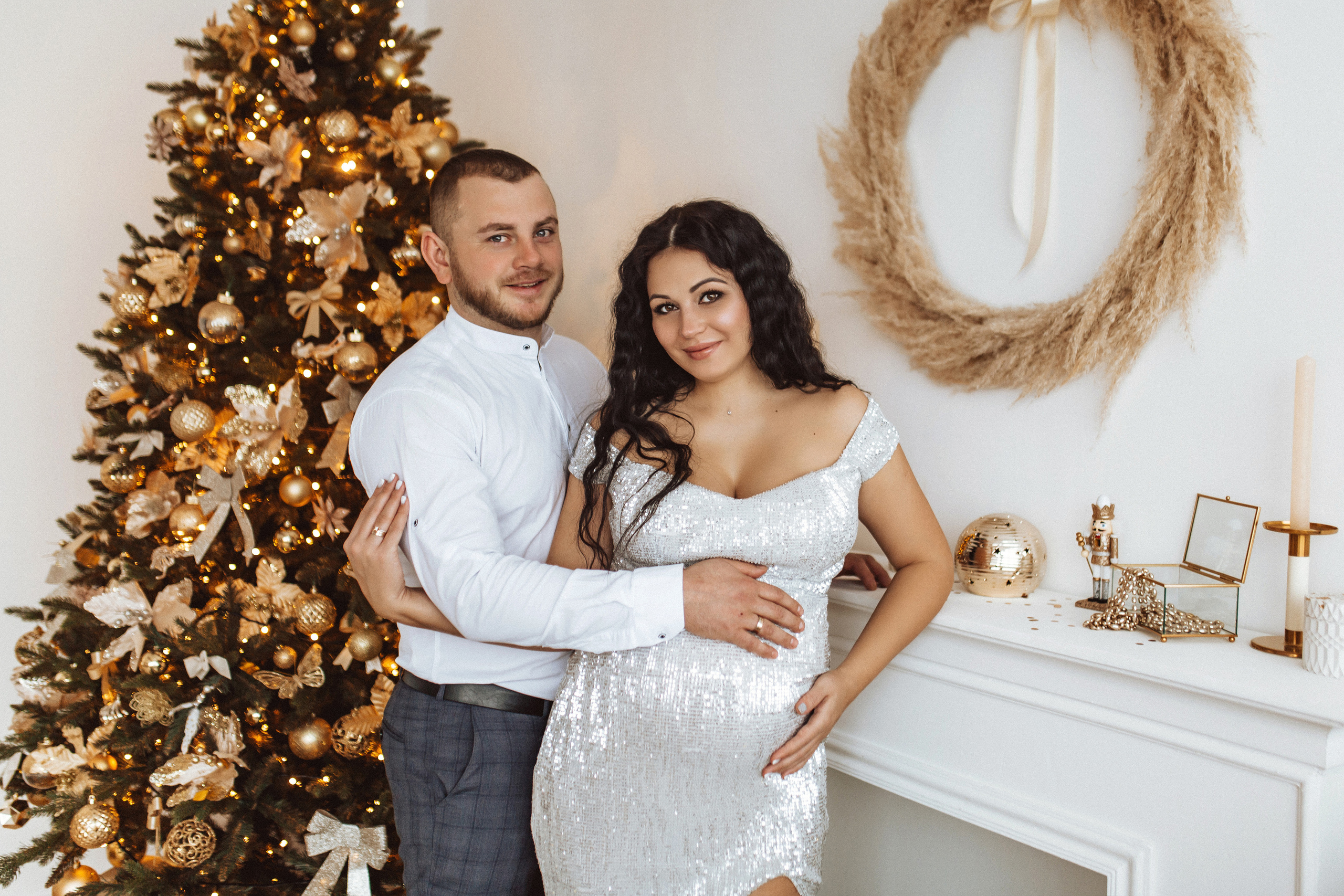 Фотосессия беременности в студии white hall. Фотограф в Смоленске Ольга Давыдова