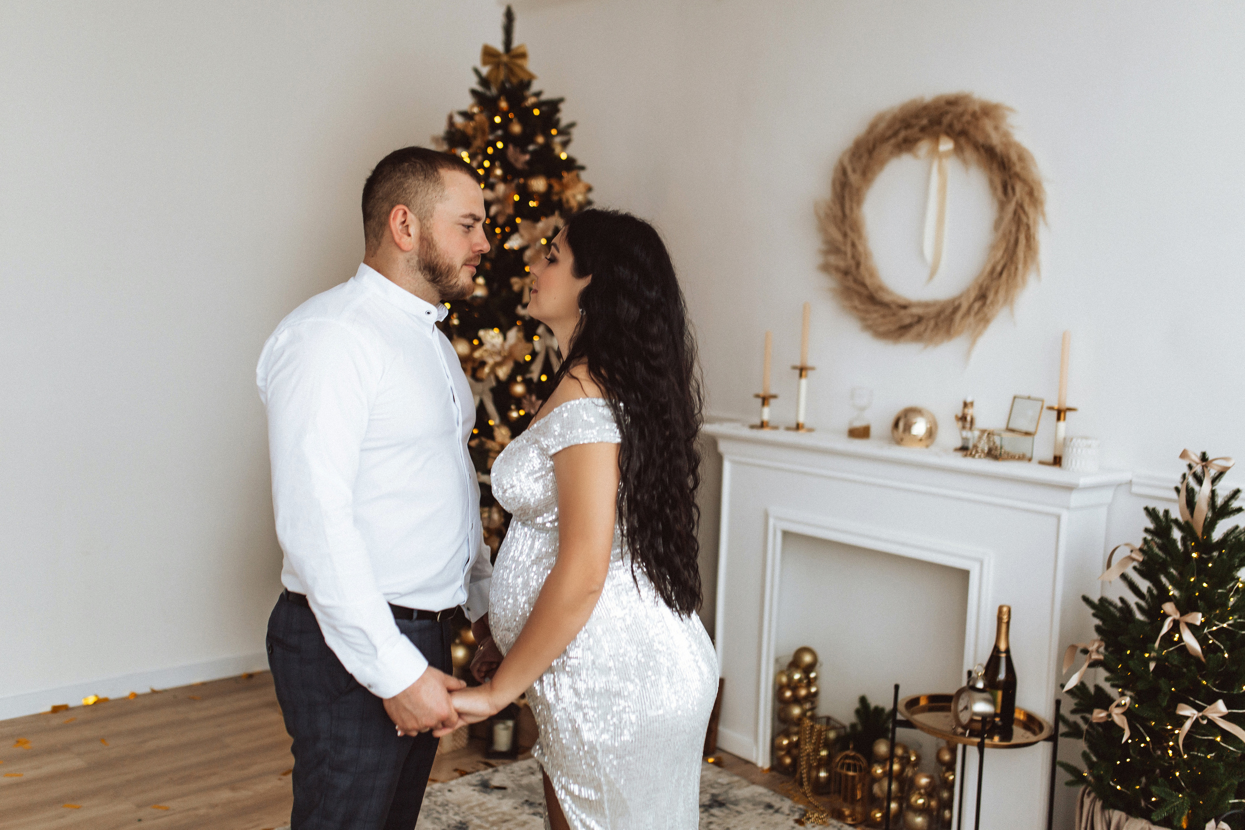 Фотосессия беременности в студии white hall. Фотограф в Смоленске Ольга Давыдова