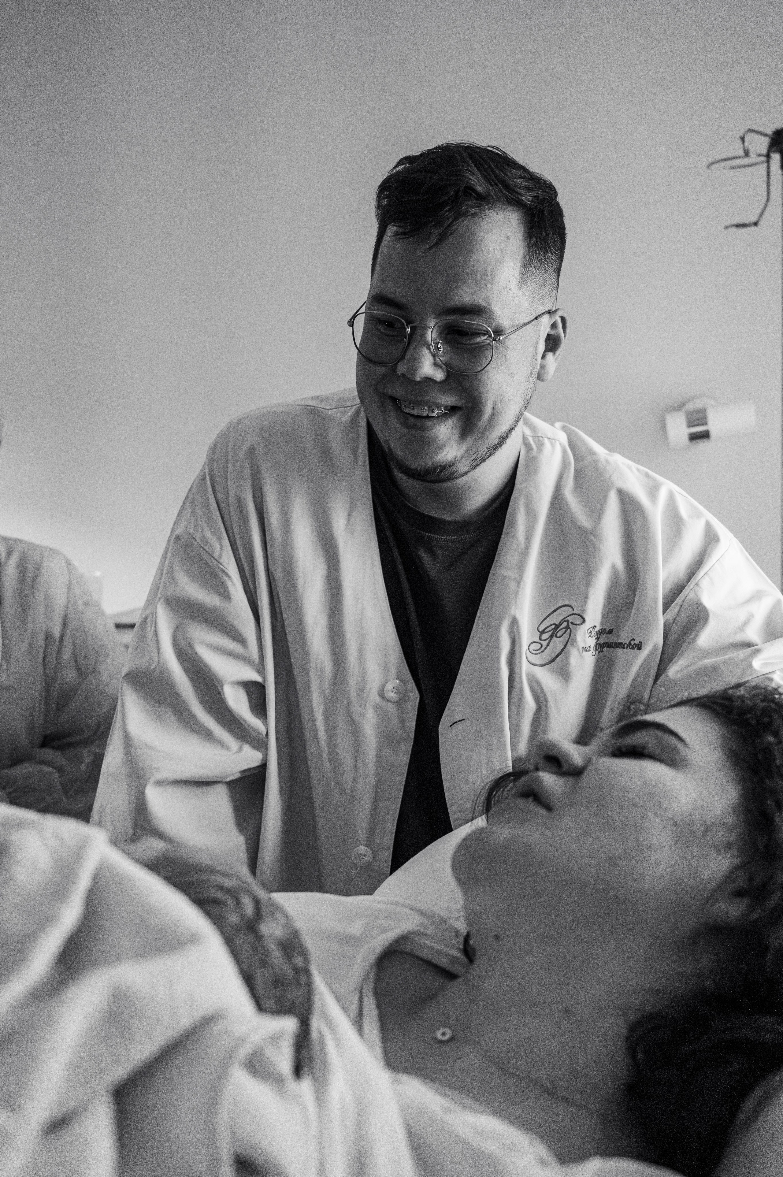 Василиса родилась. Роддом на Фурштатской. Парцалис Г.К./ Иринина А.С. Фотограф на роды СПБ Юлия Герасимова