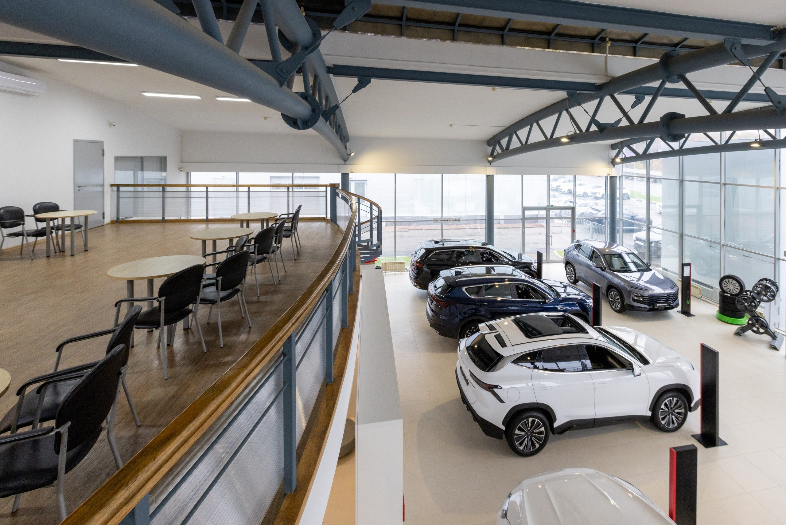 Автосалон Автоимпорт JETOUR. Фотограф в Туле Крупский АнДРей. Фотостудия «КАДР71» в Туле