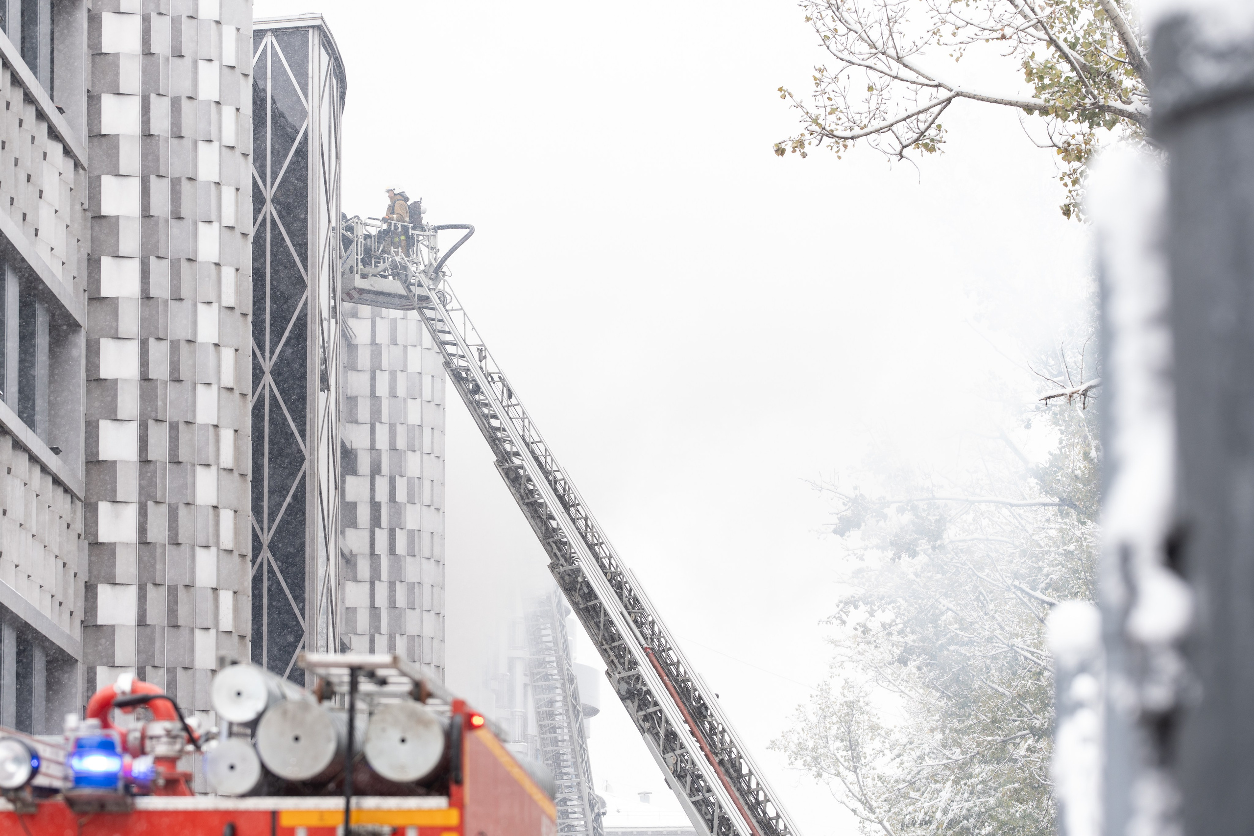Тушение Пожара. Сайт Алматинского НЮ АРТ, будуар и фэшн фотографа Дениса Карпенко