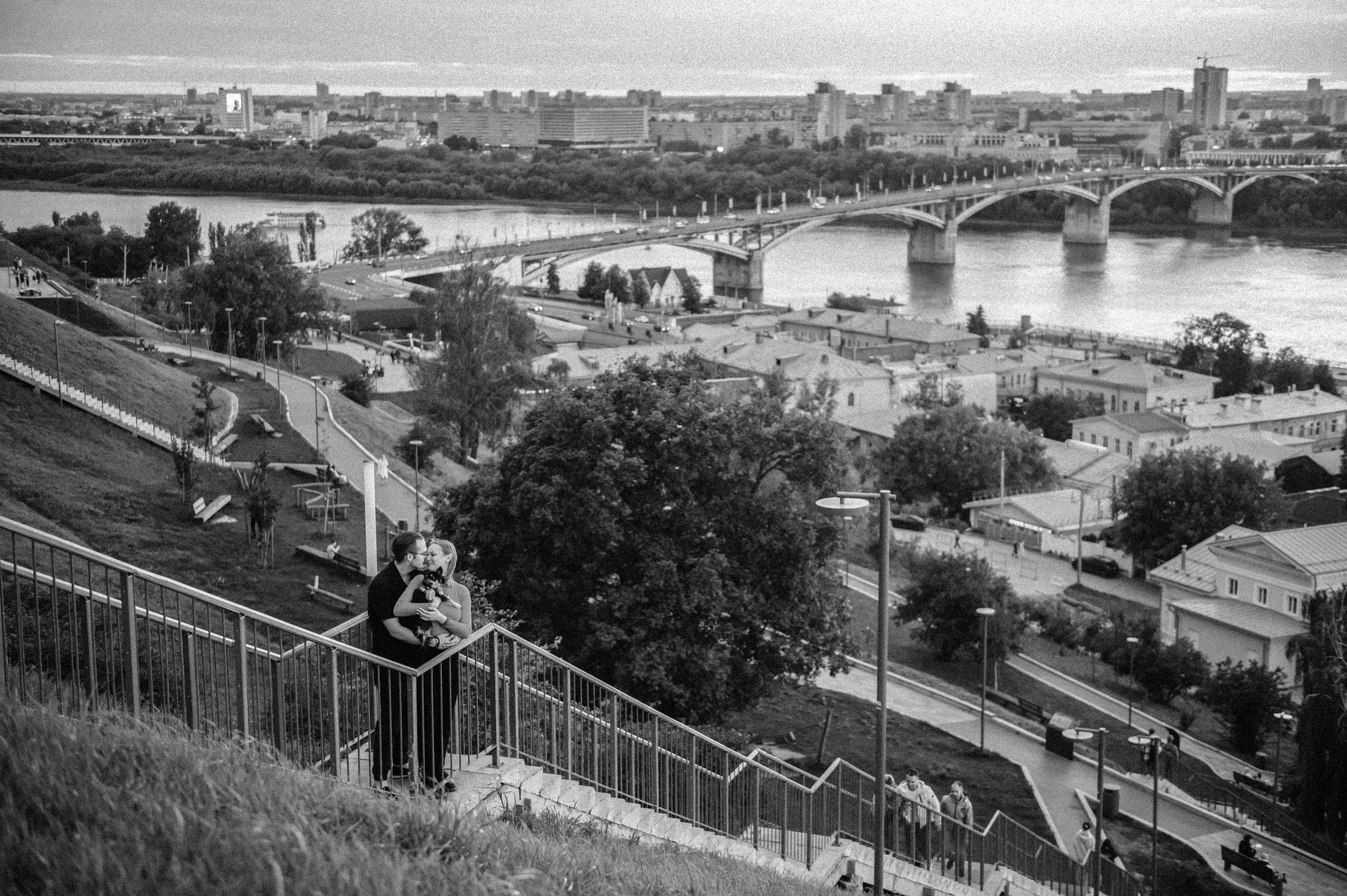 Лера, Илья и чихуахуа Наоми (Нижний Новгород, 2024). Анна Пушина, фотограф, Москва, Королев, Пушкино