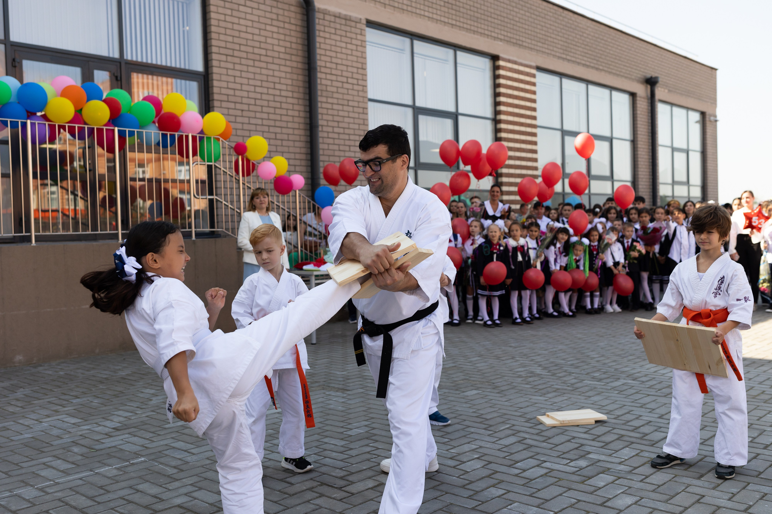 Линейка 1 сентября. Профессиональный Фотограф в Москве Андрей Славнов