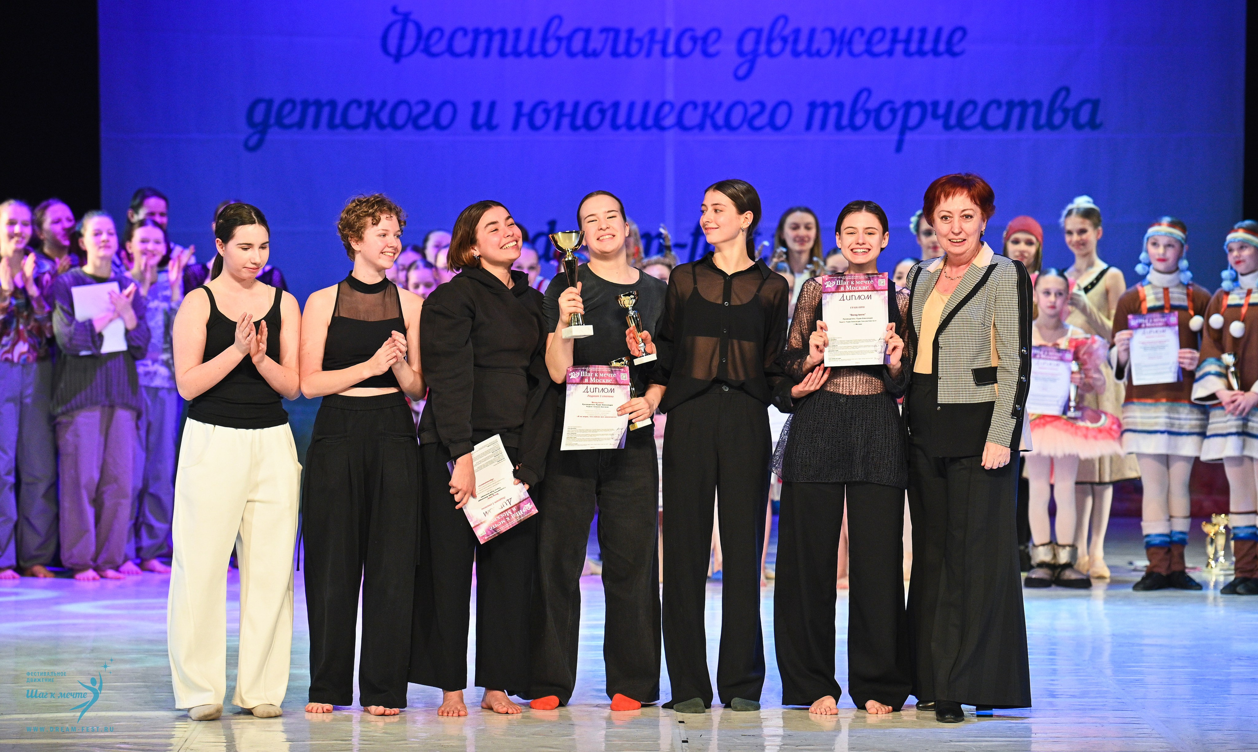 12.04.2025 Фестивальное движение «Шаг к мечте» г. Москва. Медиастудия Фото Концепт