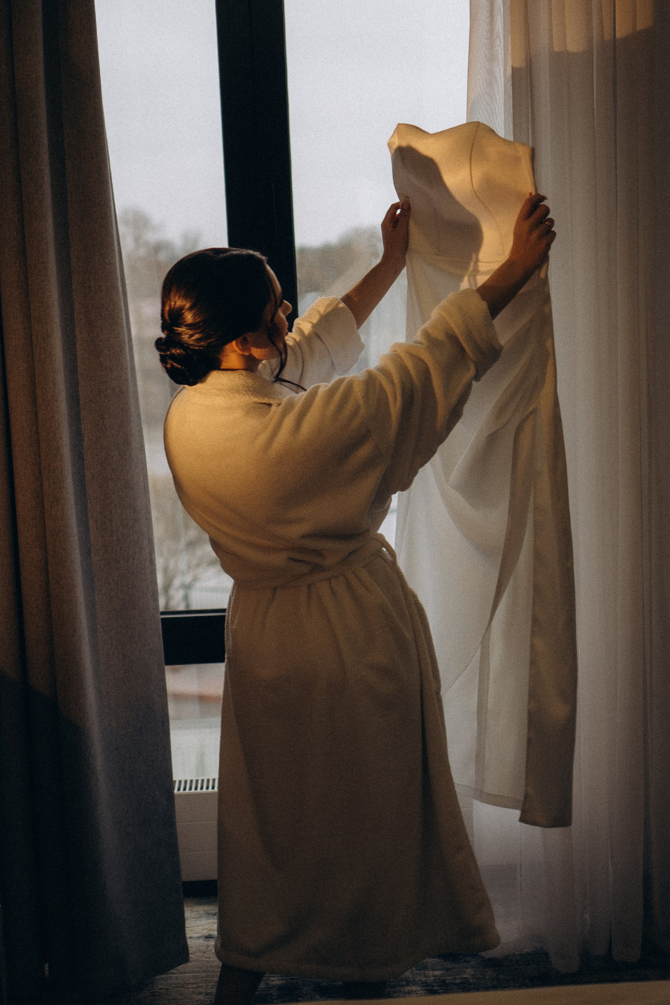 СВАДЕБНАЯ СЬЕМКА СБОРОВ ЖЕНИХА И НЕВЕСТЫ В ОТЕЛЕ И ТАКЖЕ ФОТОСЕССИИЯ В ОТЕЛЕЕ МЕГАПОЛИС БРЯНСК. Профессиональный фотограф, Санкт-Петербург — Виктория Богомолова