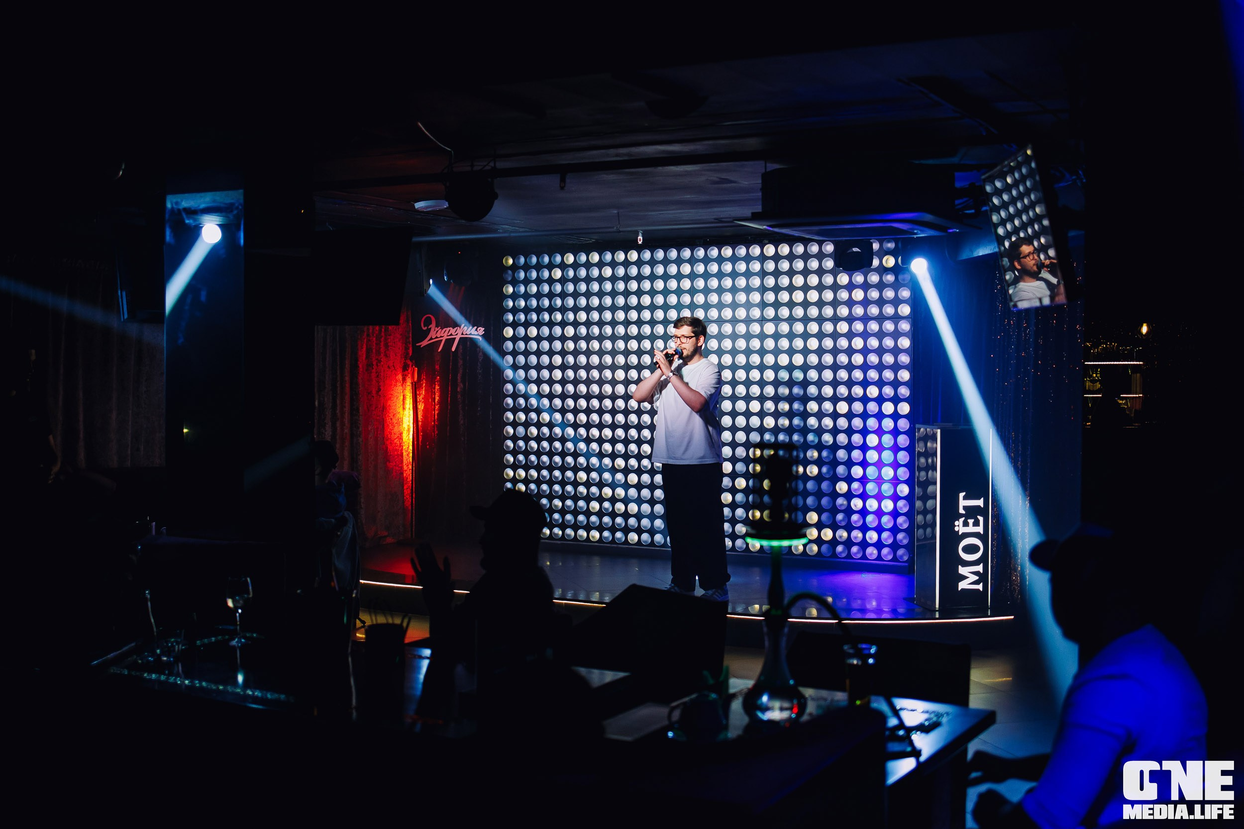 Фоторепортаж из караоке-клуба Эйфория. One Media Life: фоторепортажи, фотоотчеты с мероприятий и заведений