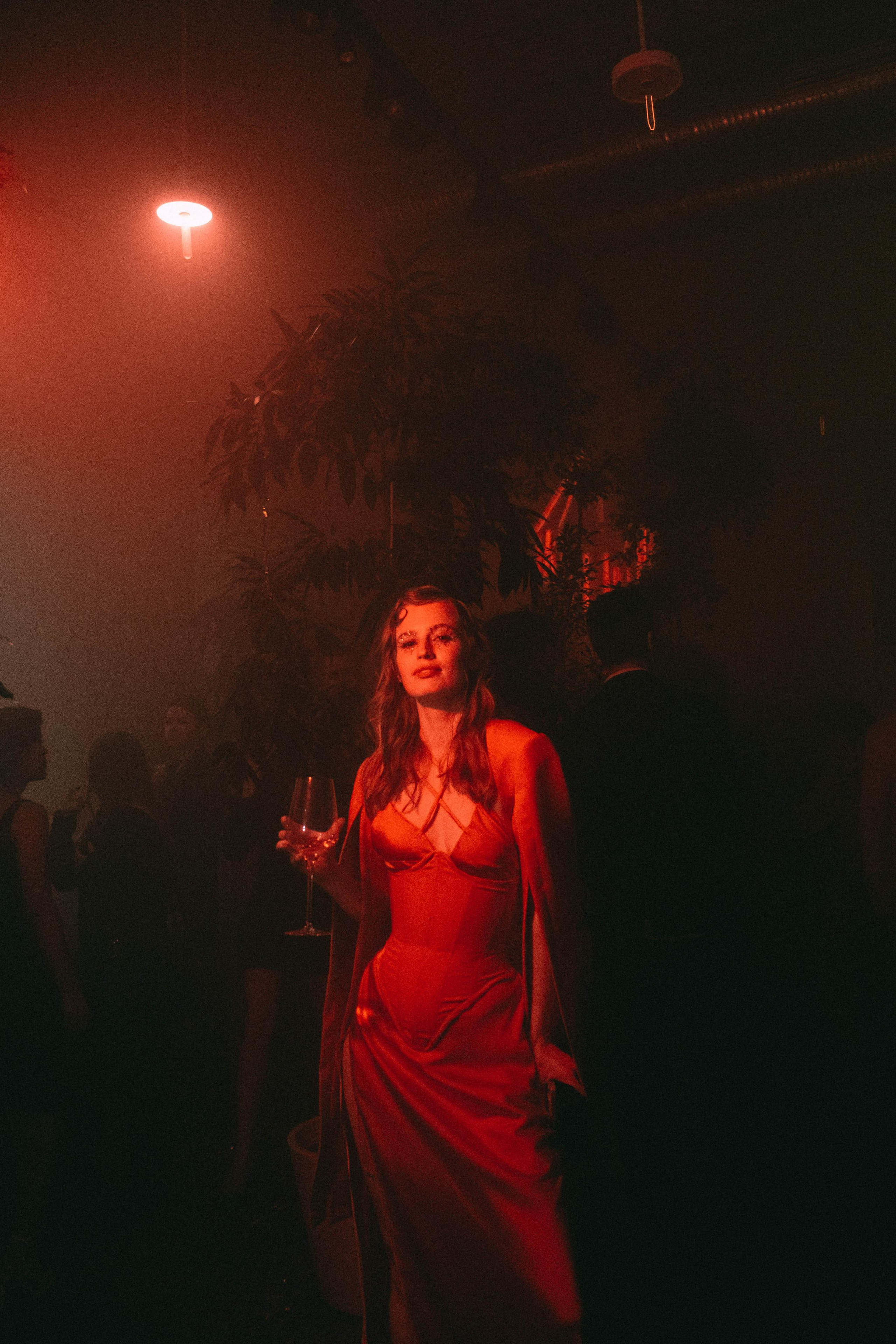 Attività. Fotografo a Mosca con un’atmosfera notturna di foto