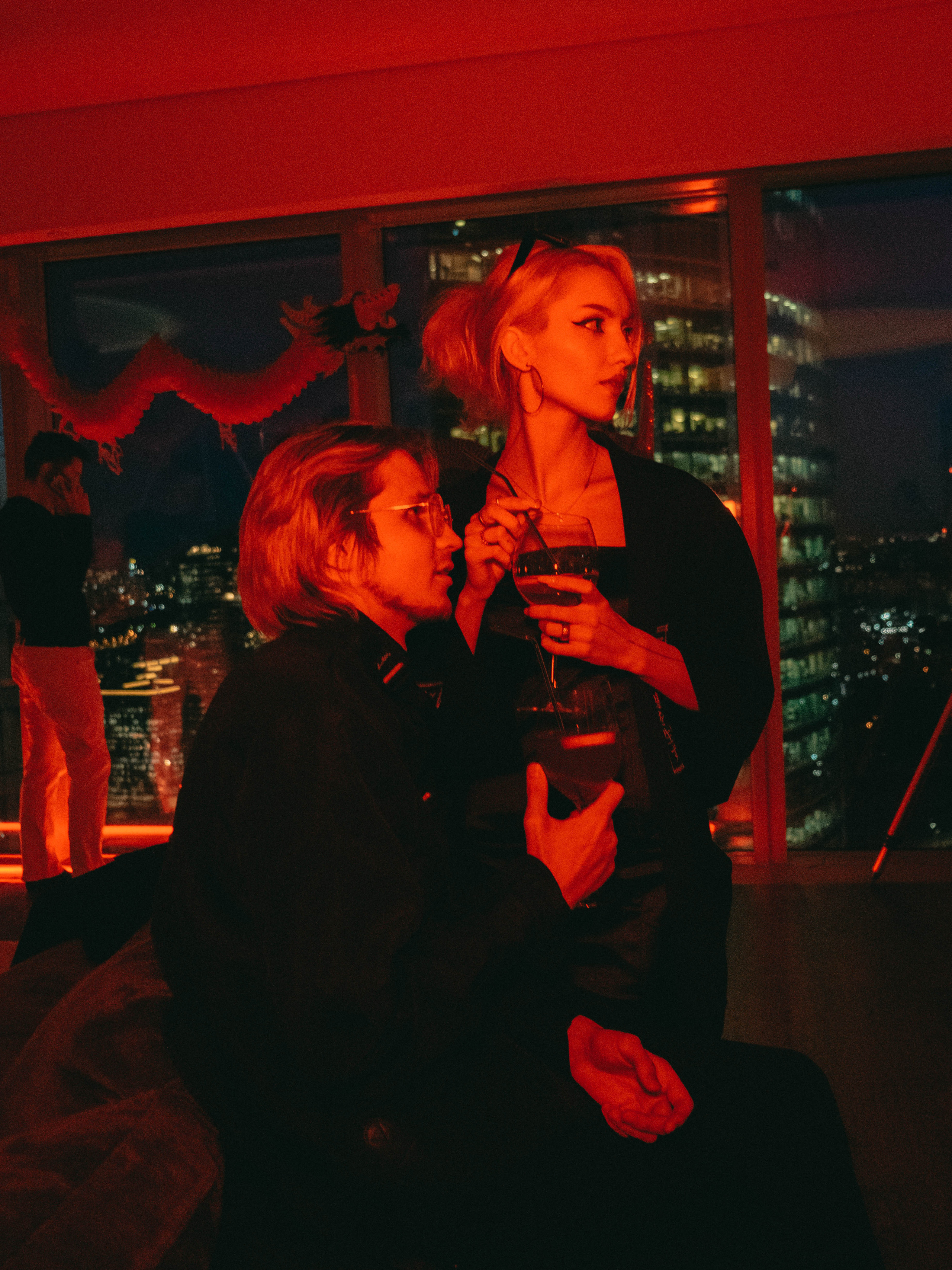 Attività. Fotografo a Mosca con un’atmosfera notturna di foto