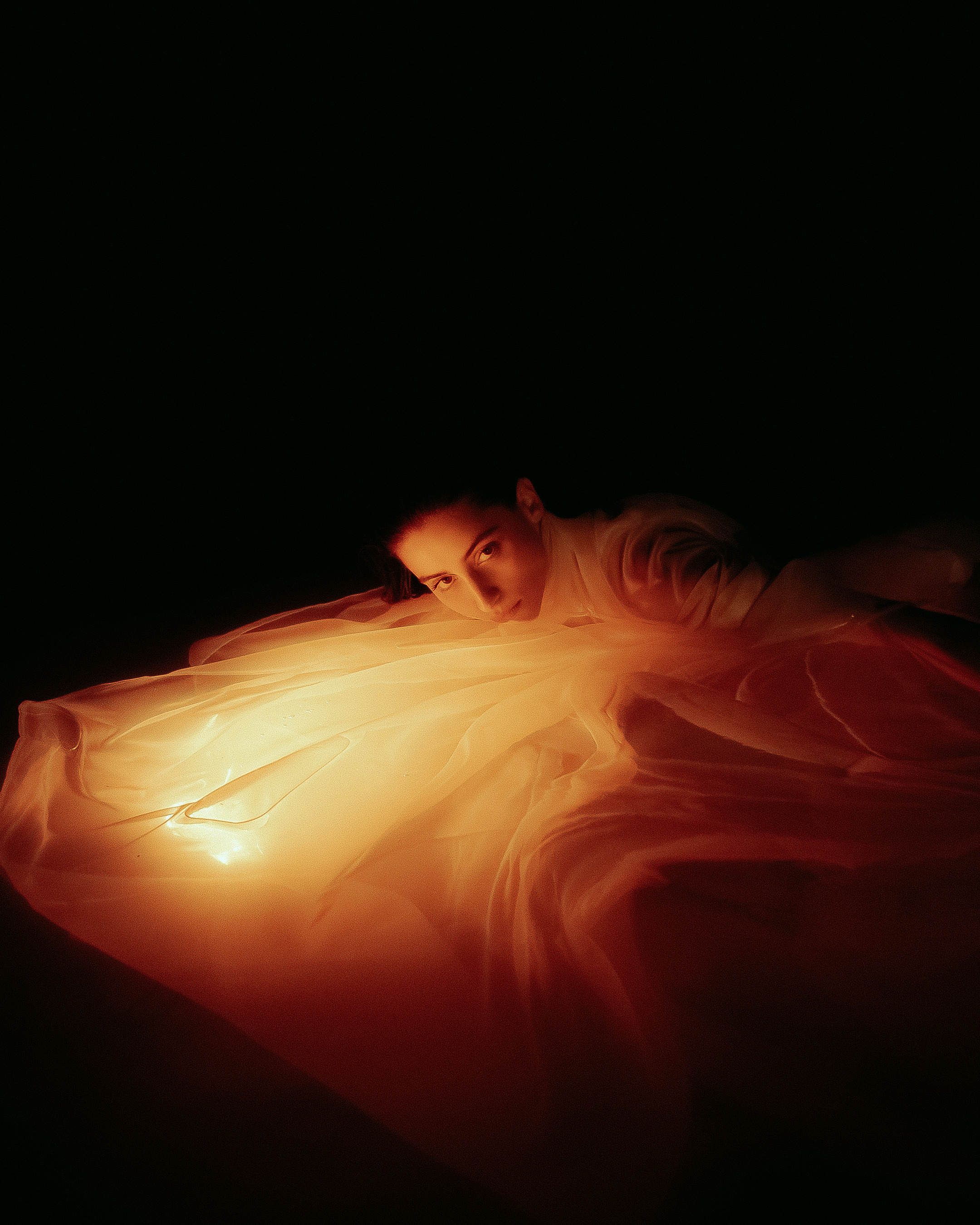 Individuali di ripresa. Fotografo a Mosca con un’atmosfera notturna di foto