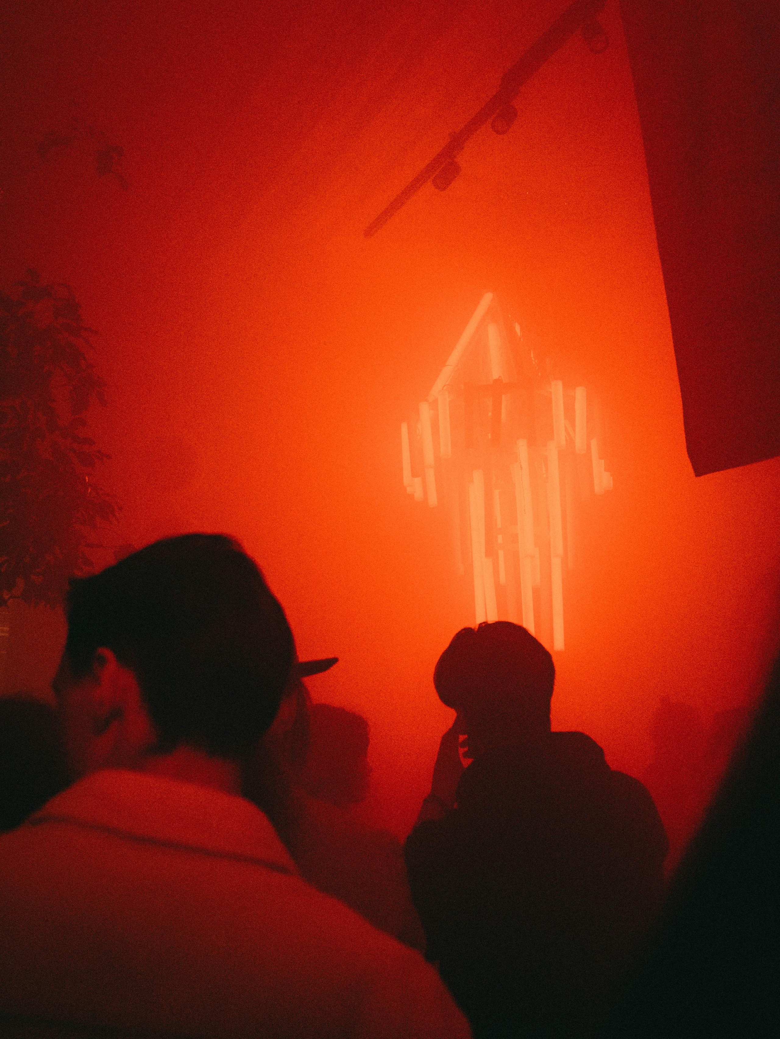 Attività. Fotografo a Mosca con un’atmosfera notturna di foto