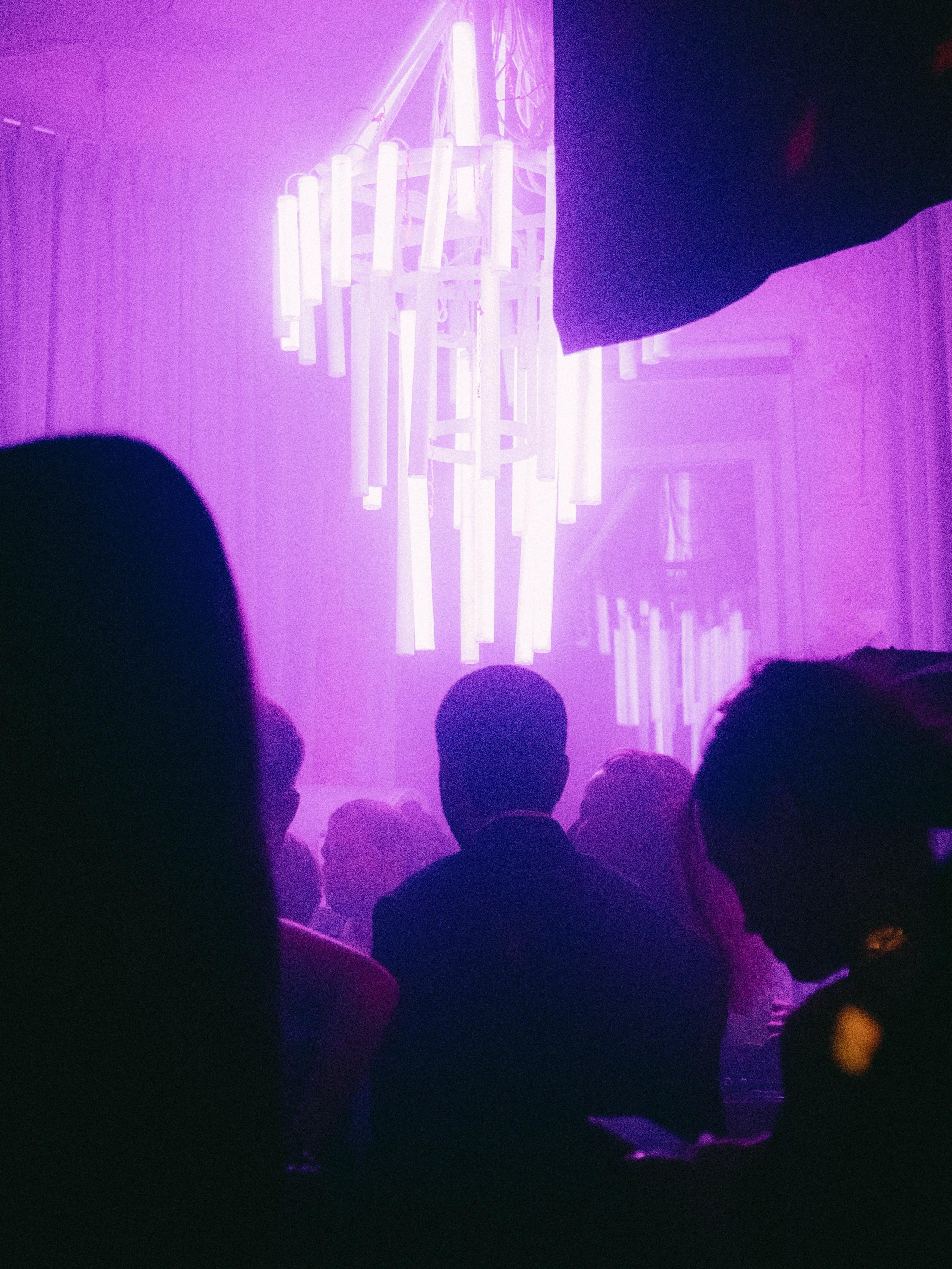 Attività. Fotografo a Mosca con un’atmosfera notturna di foto