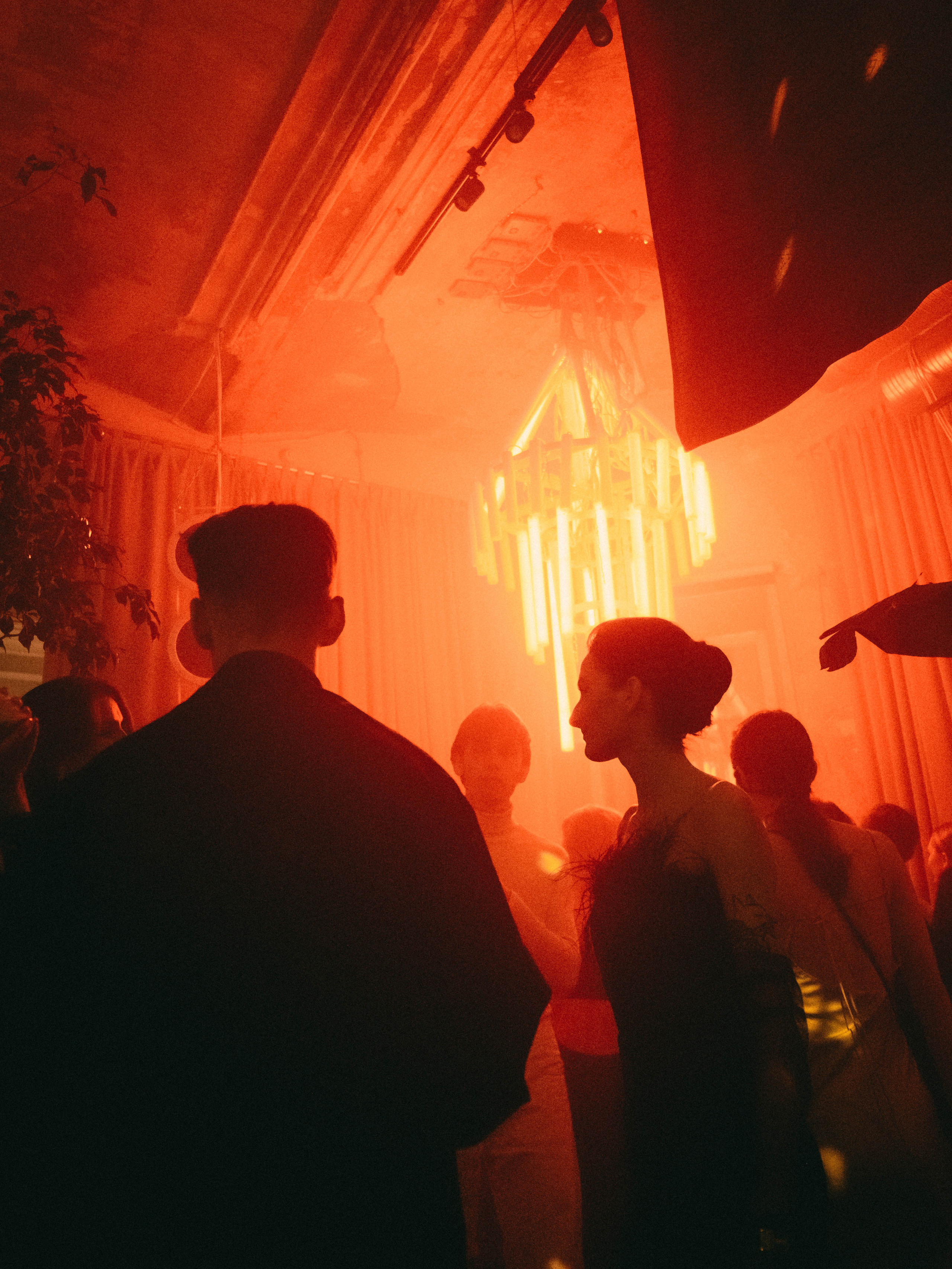 Attività. Fotografo a Mosca con un’atmosfera notturna di foto