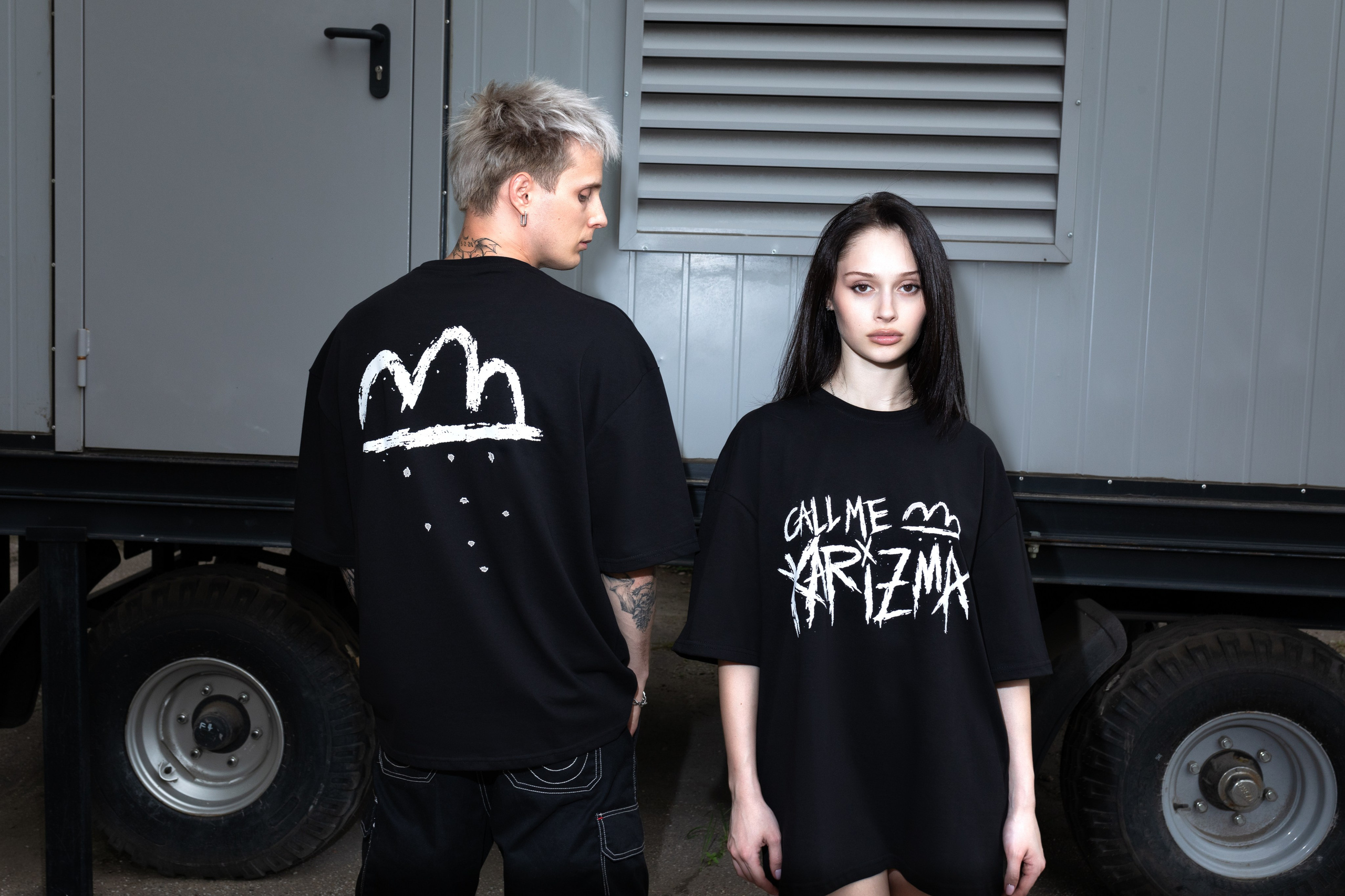 Мерч Call Me Karizma. Kayala