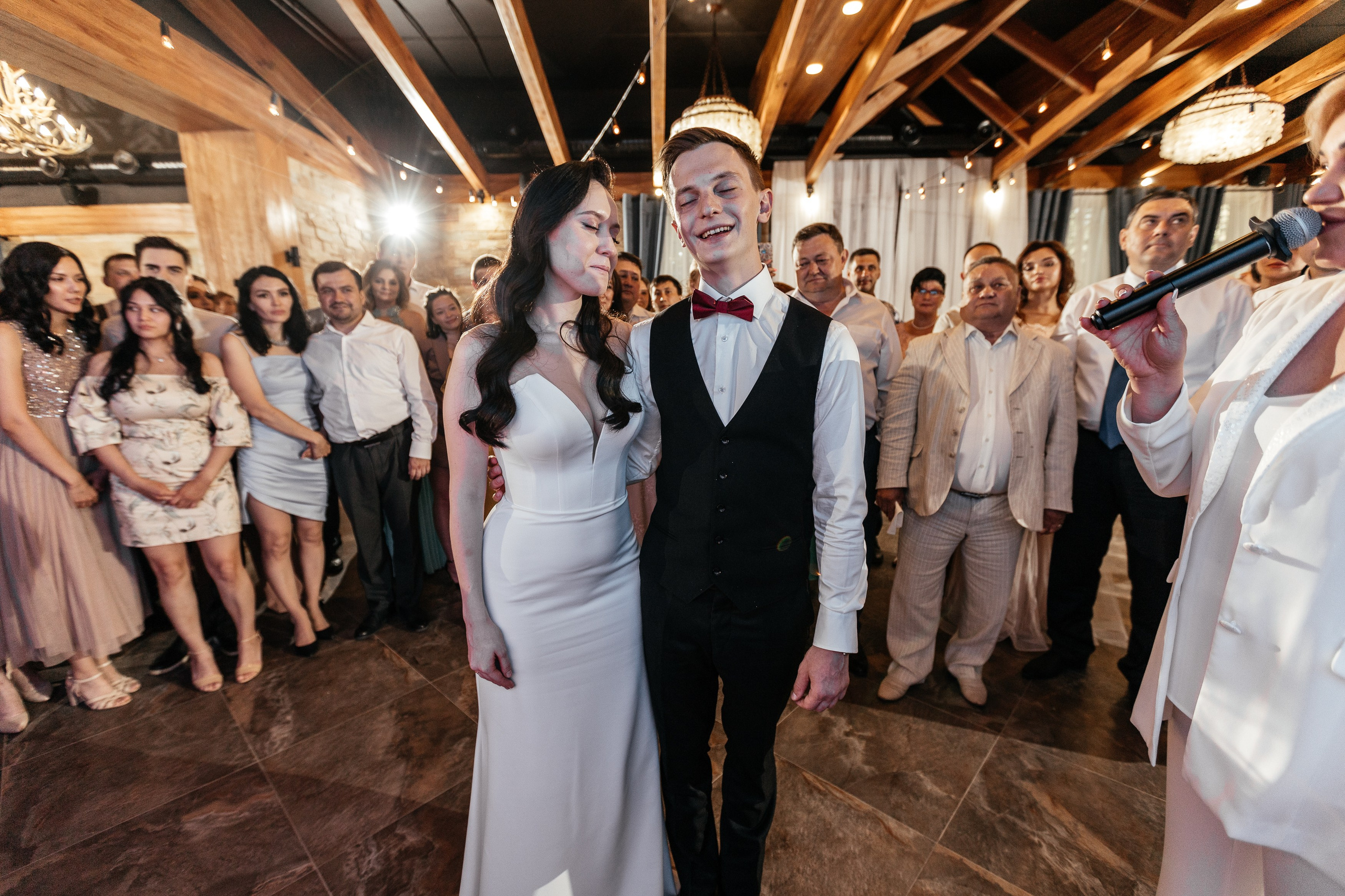 Свадебный фотограф Уфа — Руслан ГабдлисламовЖивые эмоции, красивые кадры, воспоминания на всю жизнь.Работаю по всей Республике Башкортоста. Свадебный фотограф Уфа Руслан Габдлисламов