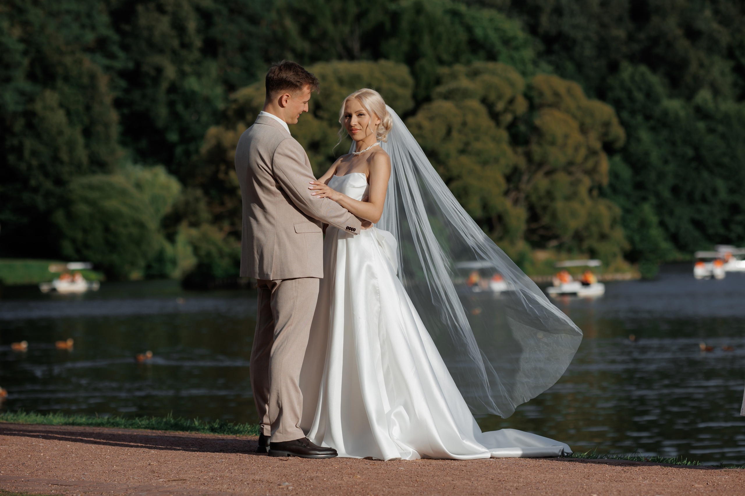 Отель «Милан», Шипиловский ЗАГС, прогулка в парке Царицыно. Свадебный и репортажный фотограф (Москва, Королев и другие)