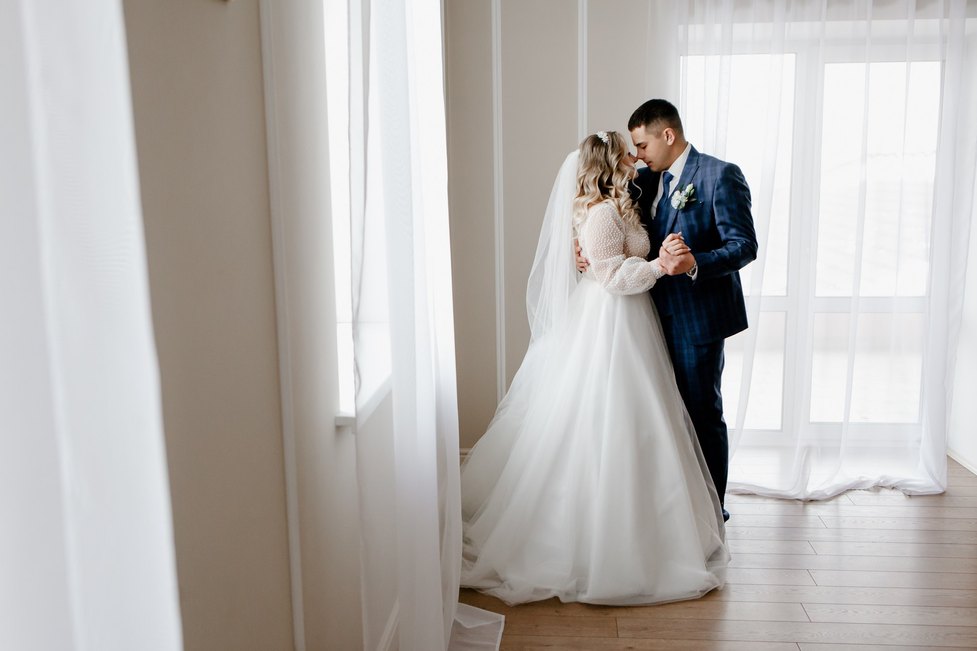 Павел и Елена 10.11.2023. Фотосъёмка в Барнауле. Свадебный фотограф