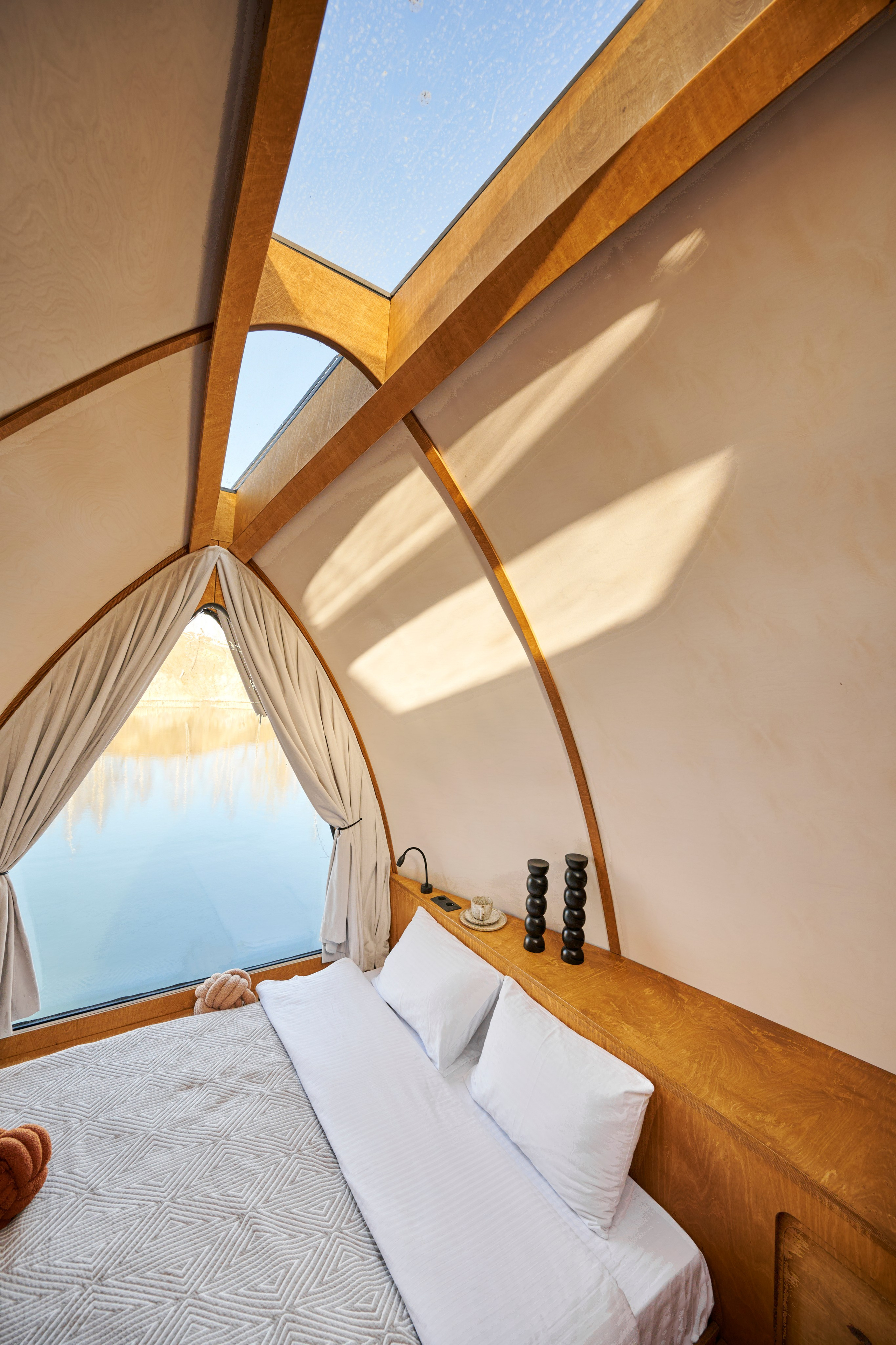 Глэмпинг «Аномалия» — фотосъёмка для сайта и бронирований | Свободный Продакшн. Интерьерный и архитектурный фотограф Москва и МО. Свободный Роман