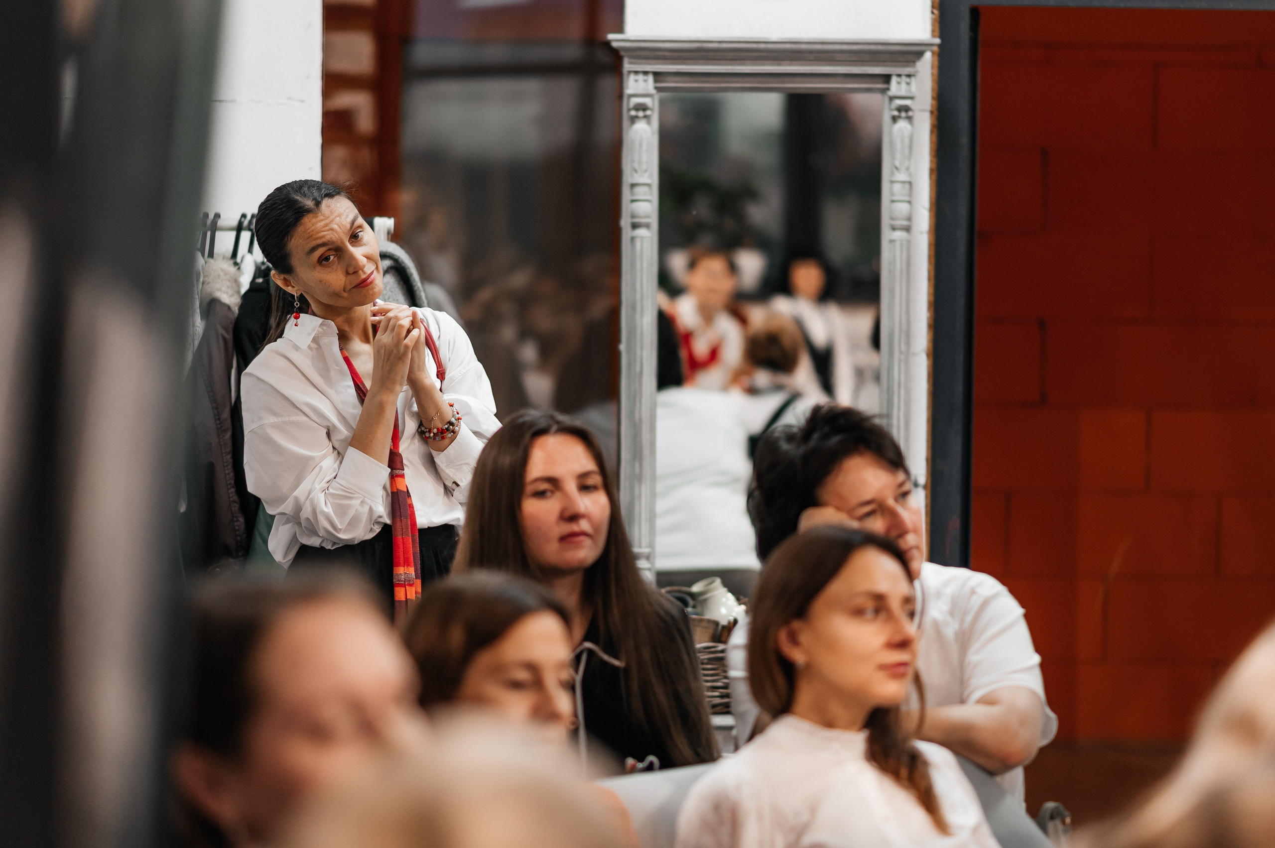 Вечер поэзии Цветаевой, клуб Читалка. Wedding and family photographer USA