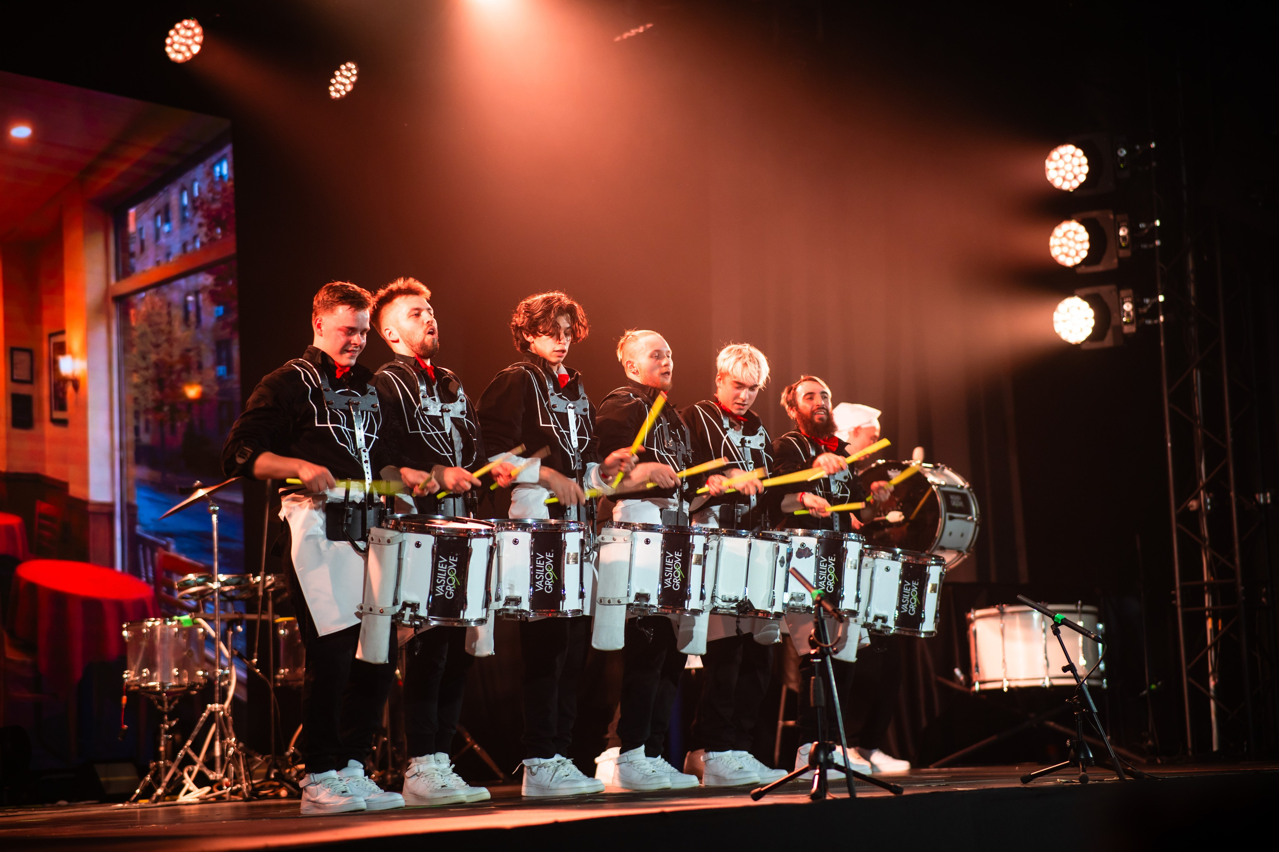 Репортажная концертная съемка для барабанщиков Vasiliev Groove. Репортажный фотограф в Санкт-Петербурге: услуги и цены — Юра Порфирьев