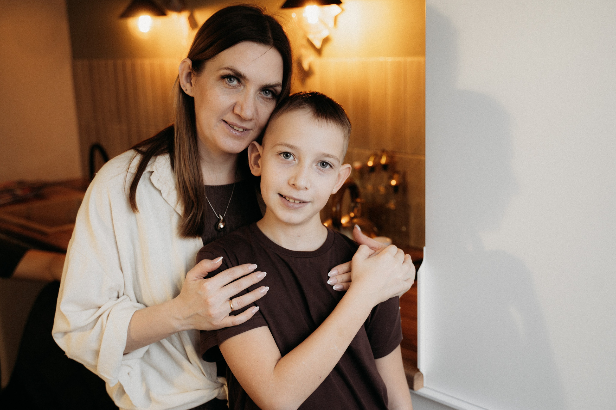 Семья на кухне