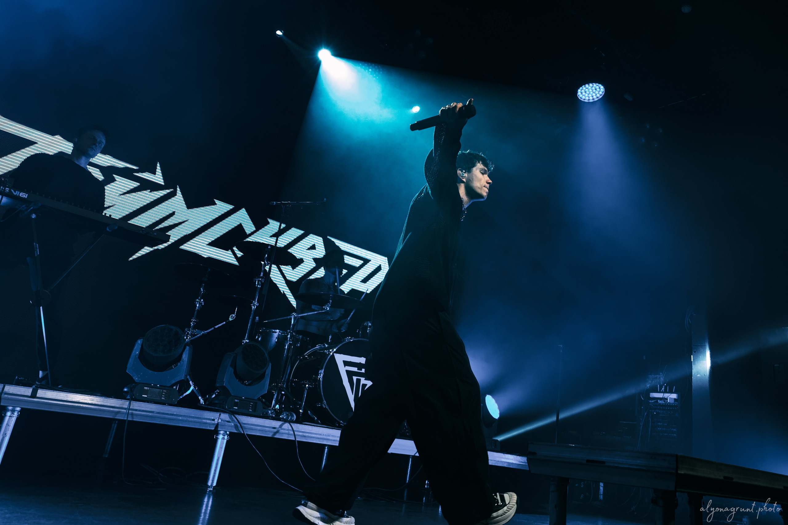 Таймсквер, фоторепортаж, СПБ, Космонавт, 14.11.2025. Алена Адрианова: фотограф в Санкт-Петербурге