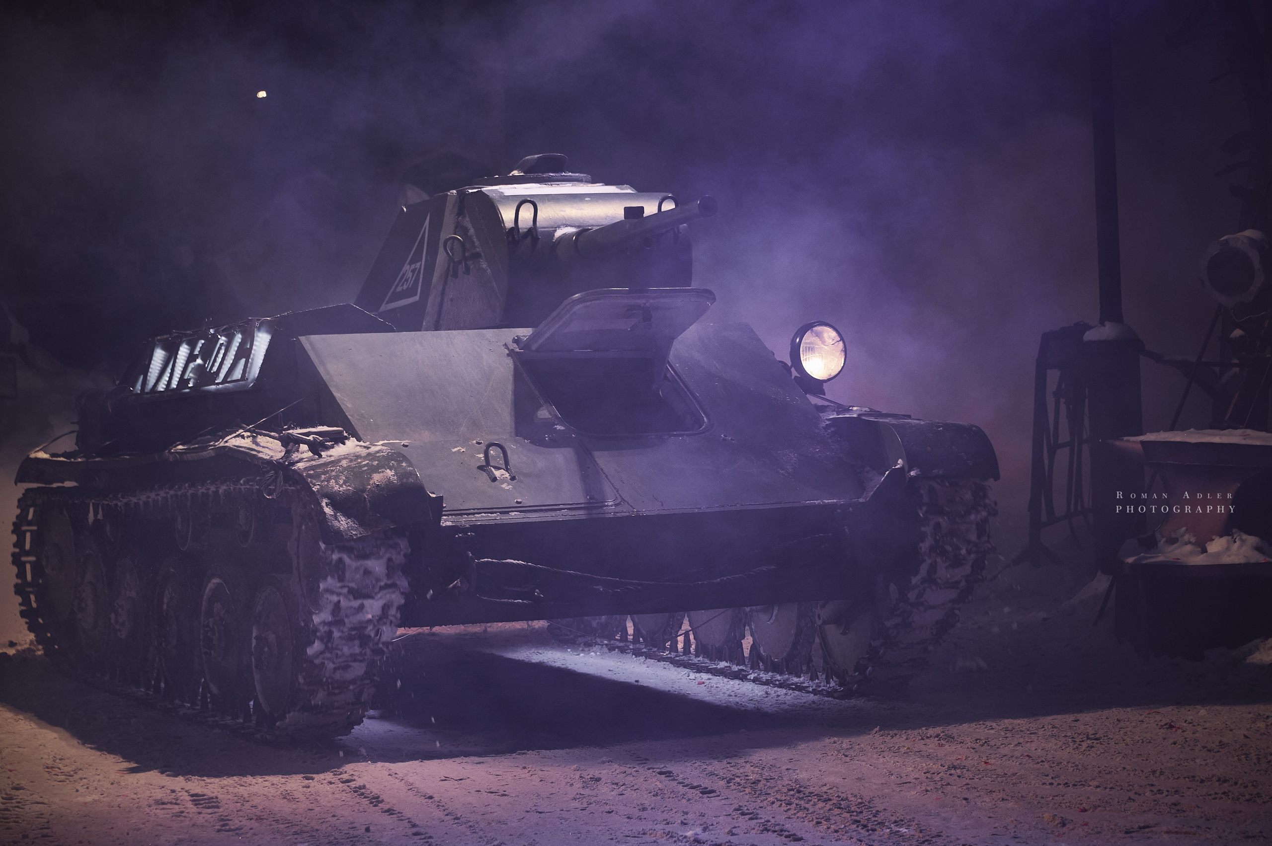 Новогодняя сказка от Ночных волков. Фотограф Роман Адлер