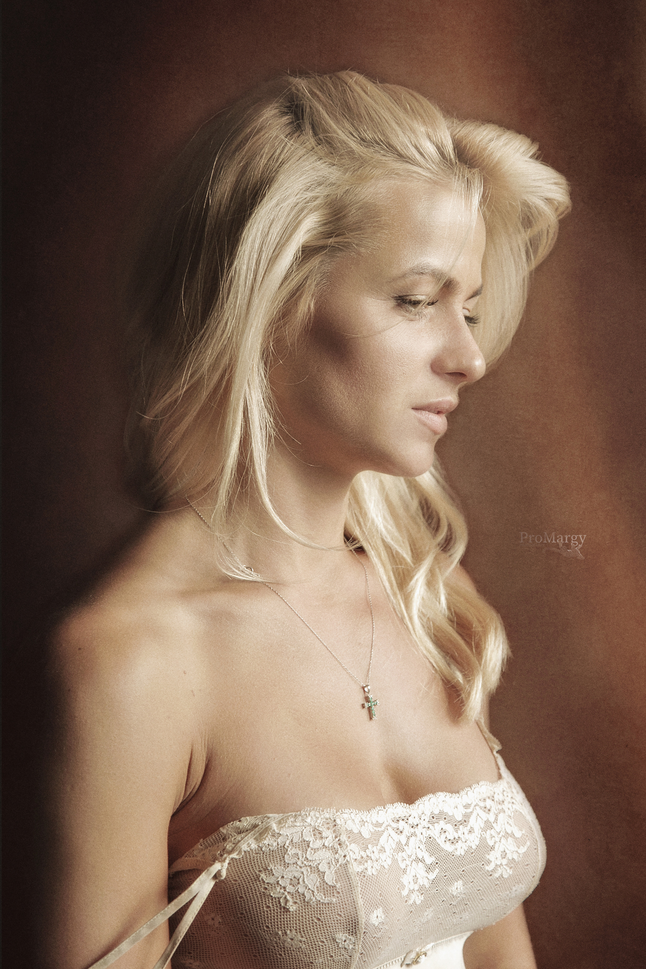 Карина (домашние съёмки). Фотограф и ретушер Маргарита Павлюк Москва