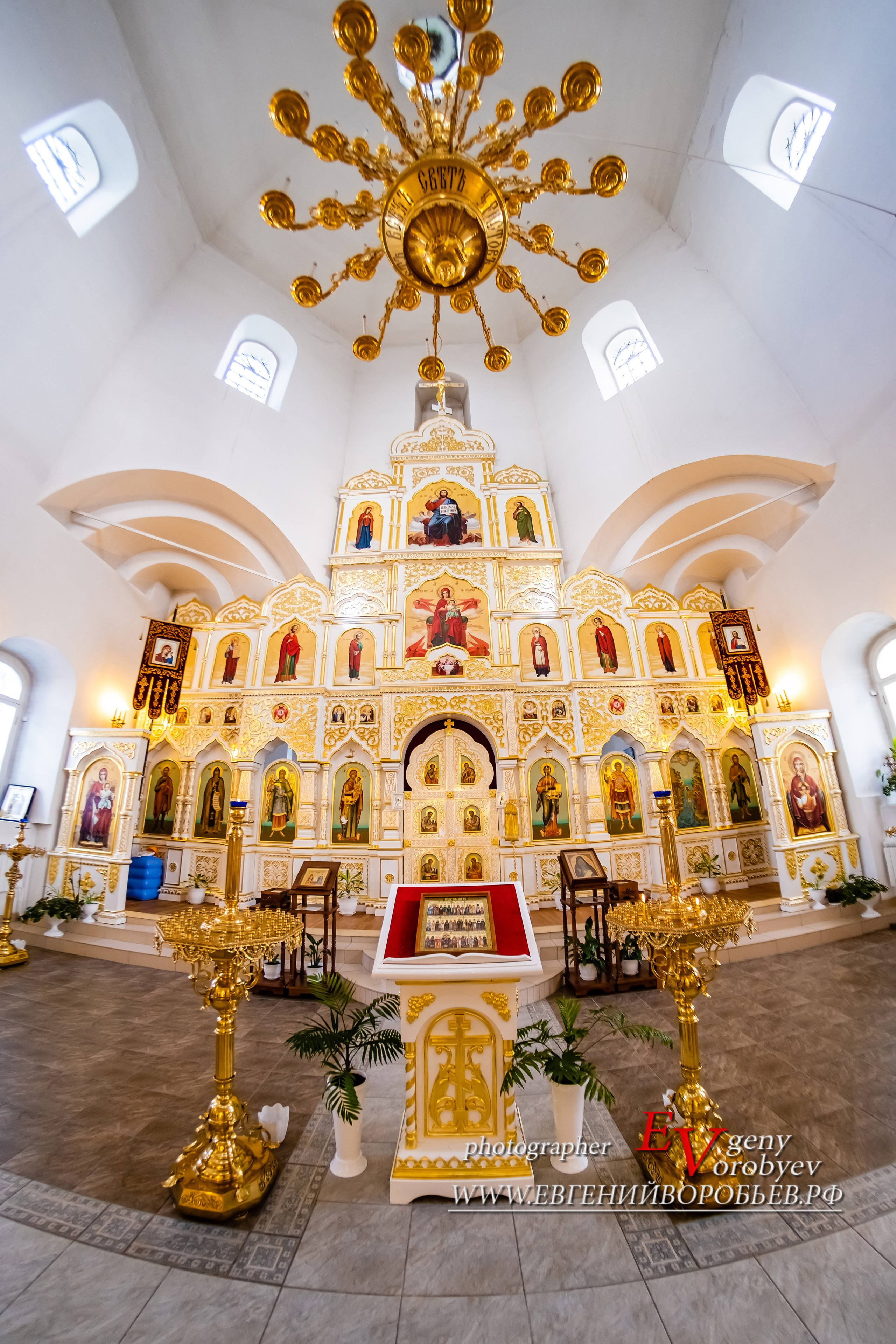 экскурсии Енисейск Красноярск аренда микроавтобуса трансфер индивидуальный тур фото набережная дегустация сибирской кухни интересные места что посмотреть куда сходить что посетить достопримечательности в Енисейске  храм церковь монастырь фототур  цена заказать экскурсию программа маршрут смотровые площадки видовые красивые места путешествие туристический маршрут 