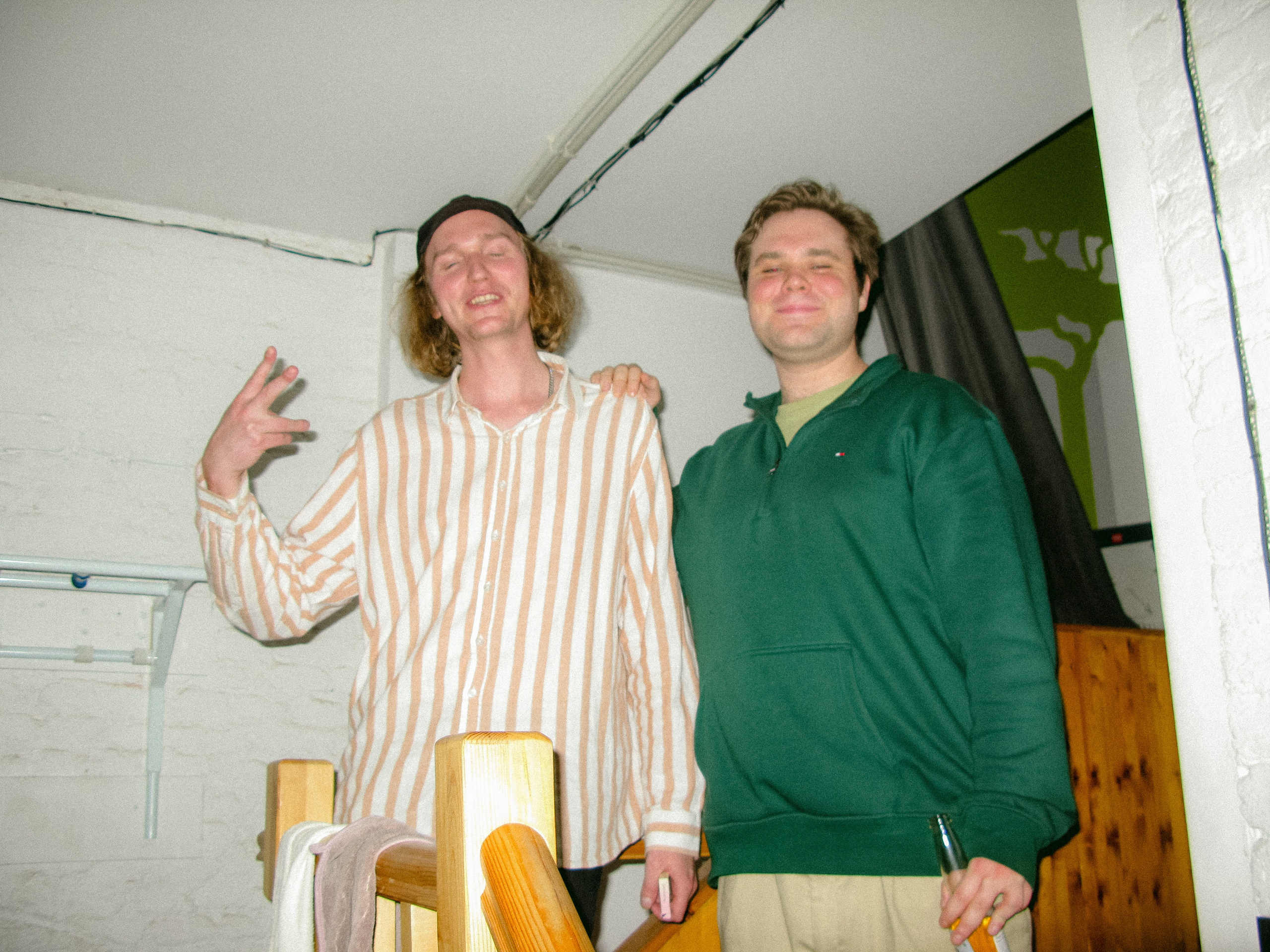 Mar. Фотограф Миланазавр