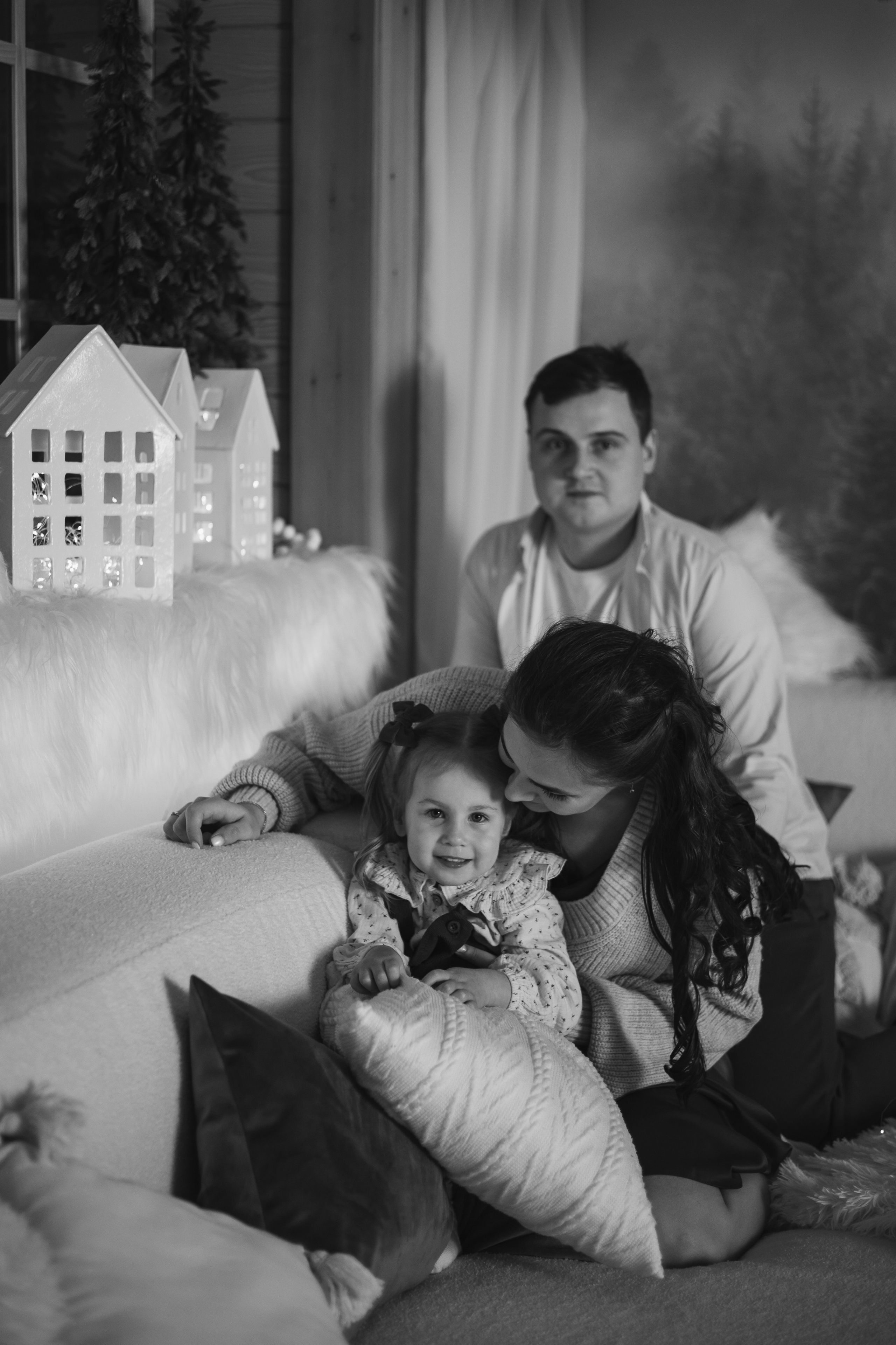 Ирина, Вадим и Милана. Свадебный и семейный фотограф в Новосибирске Дарья Кель