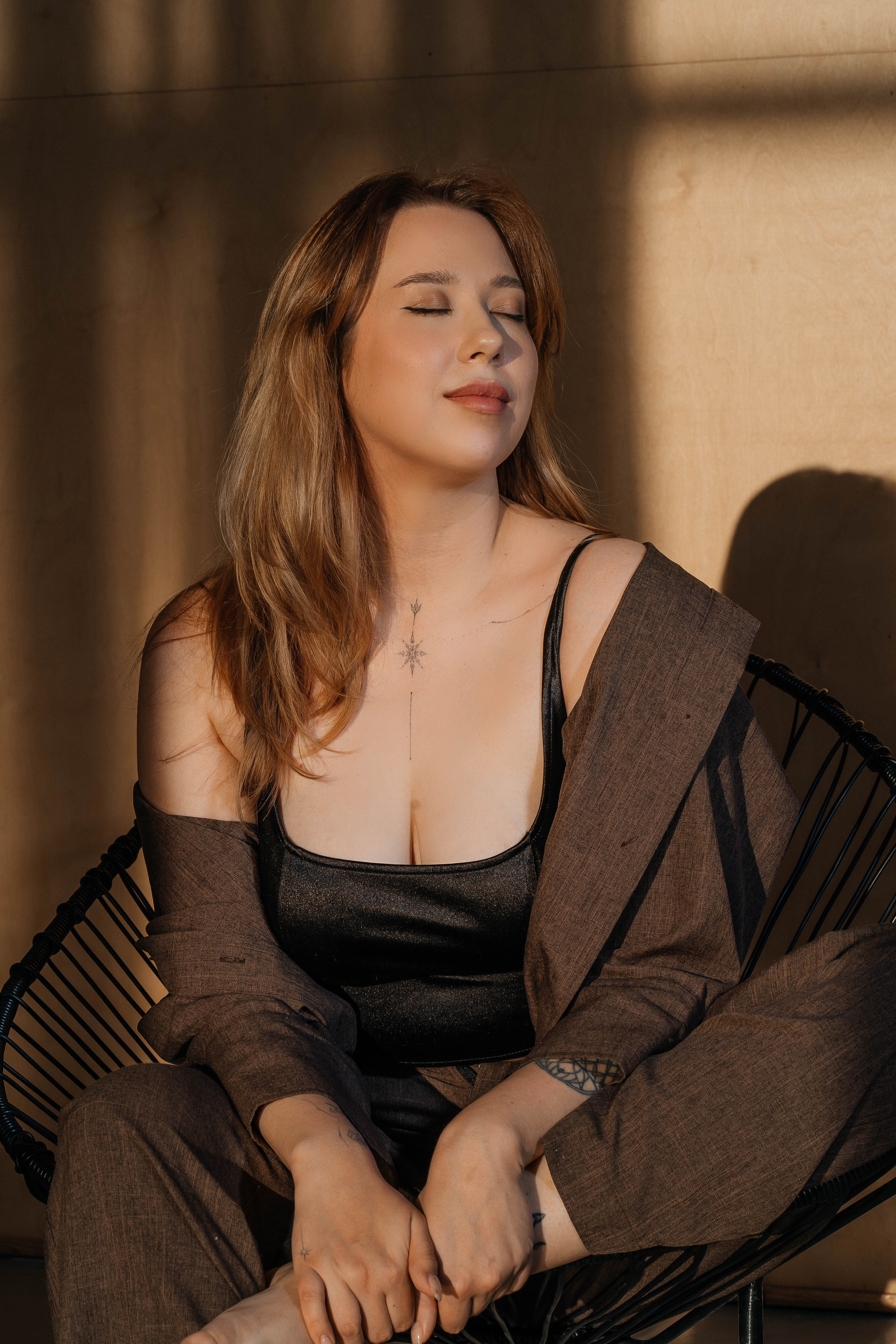 Съемки в интерьере студий. Виктория Алпеева — фотограф по любви