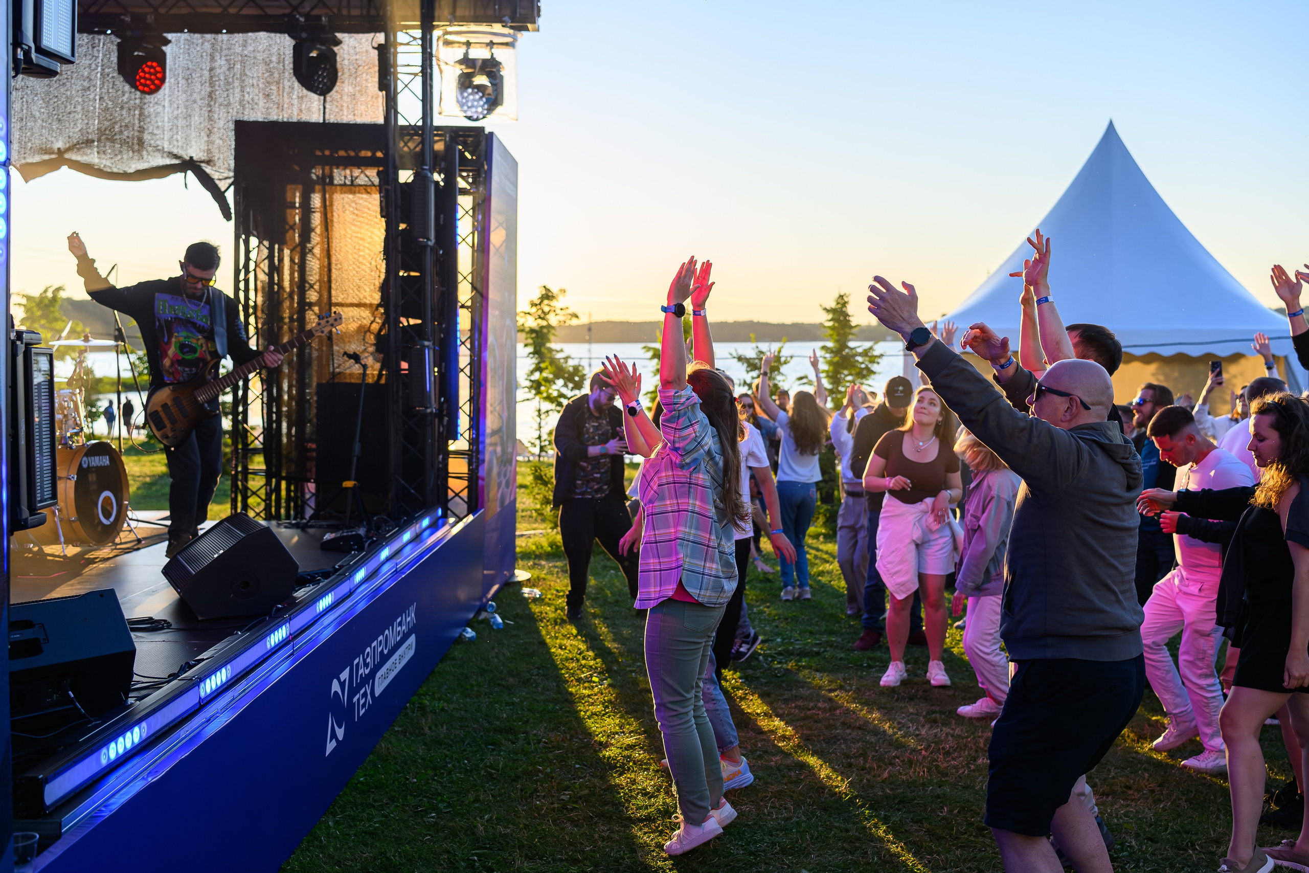 Репортажный фотограф на Концерты. г.Москва, от 5000р/час. Интерьерный & Репортажный фотограф Озеров Денис, г. Москва