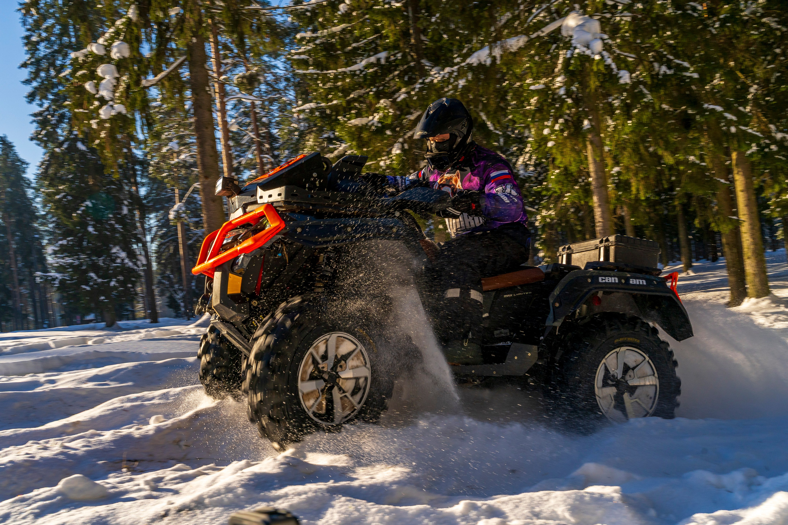 Кудрово ATV. Графический дизайнер Илья Левченко