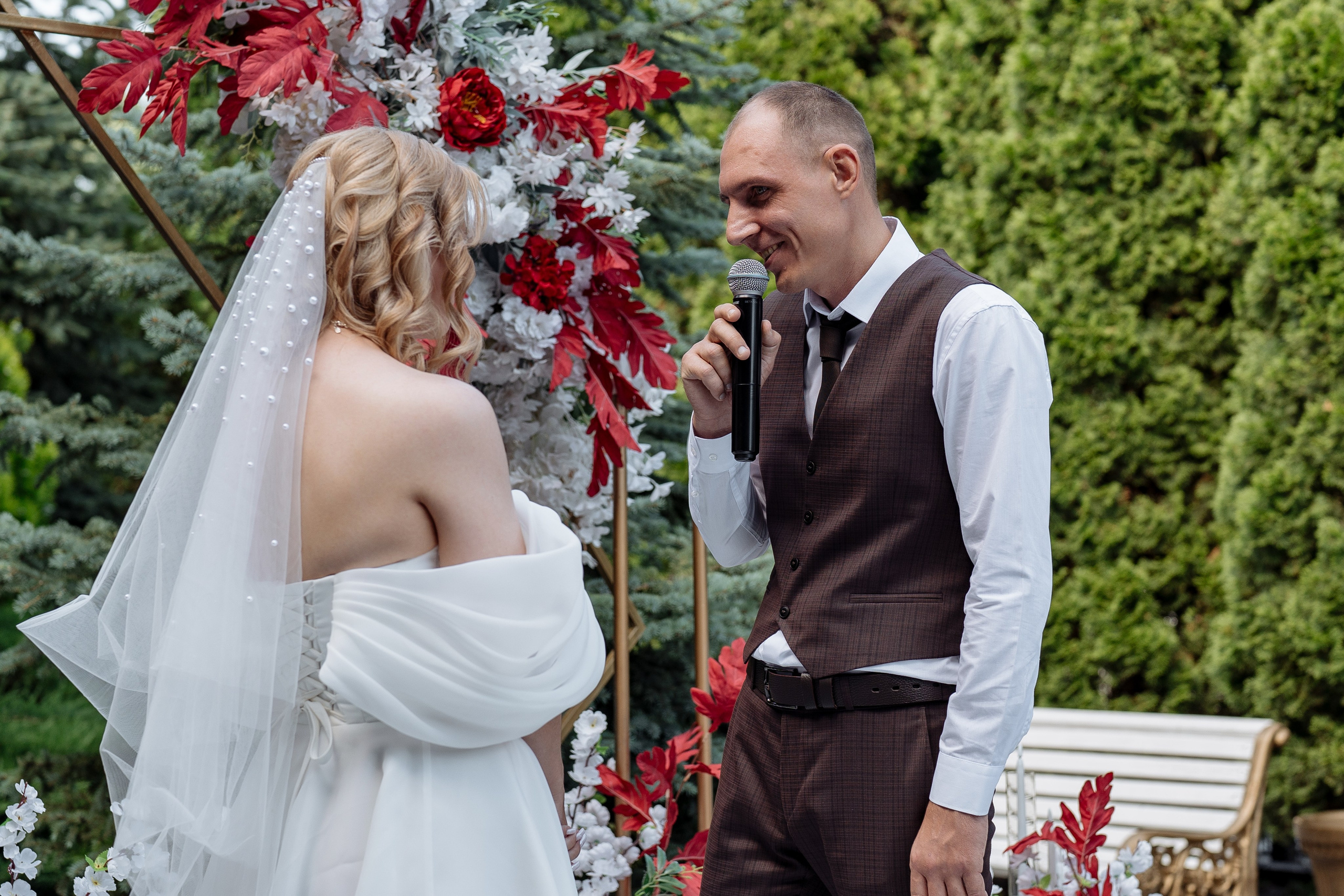 Виктор и Юлия