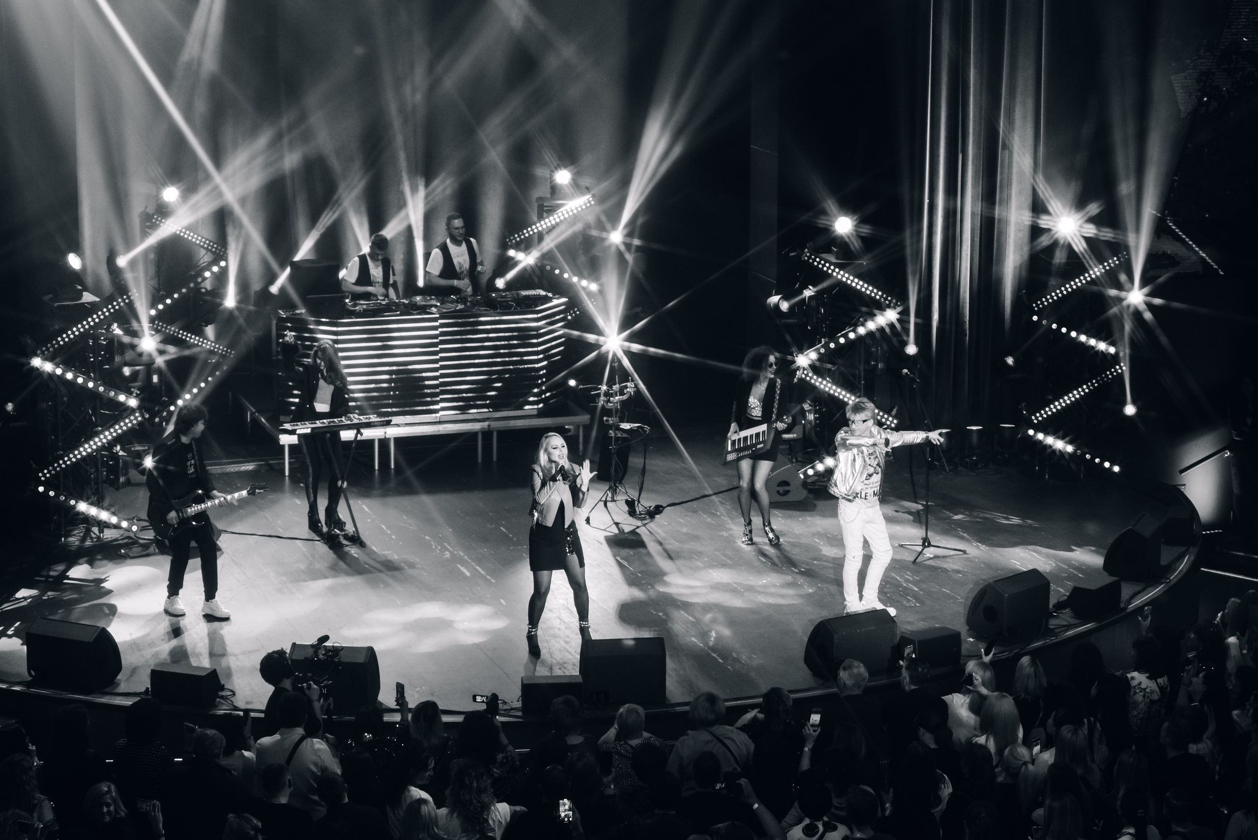 Дискотека СССР. «Сладкий сон» и Сергей Васюта — «Имена на все времена». Бренд-фотограф для экспертов и блогеров в Москве Влада Горбовская