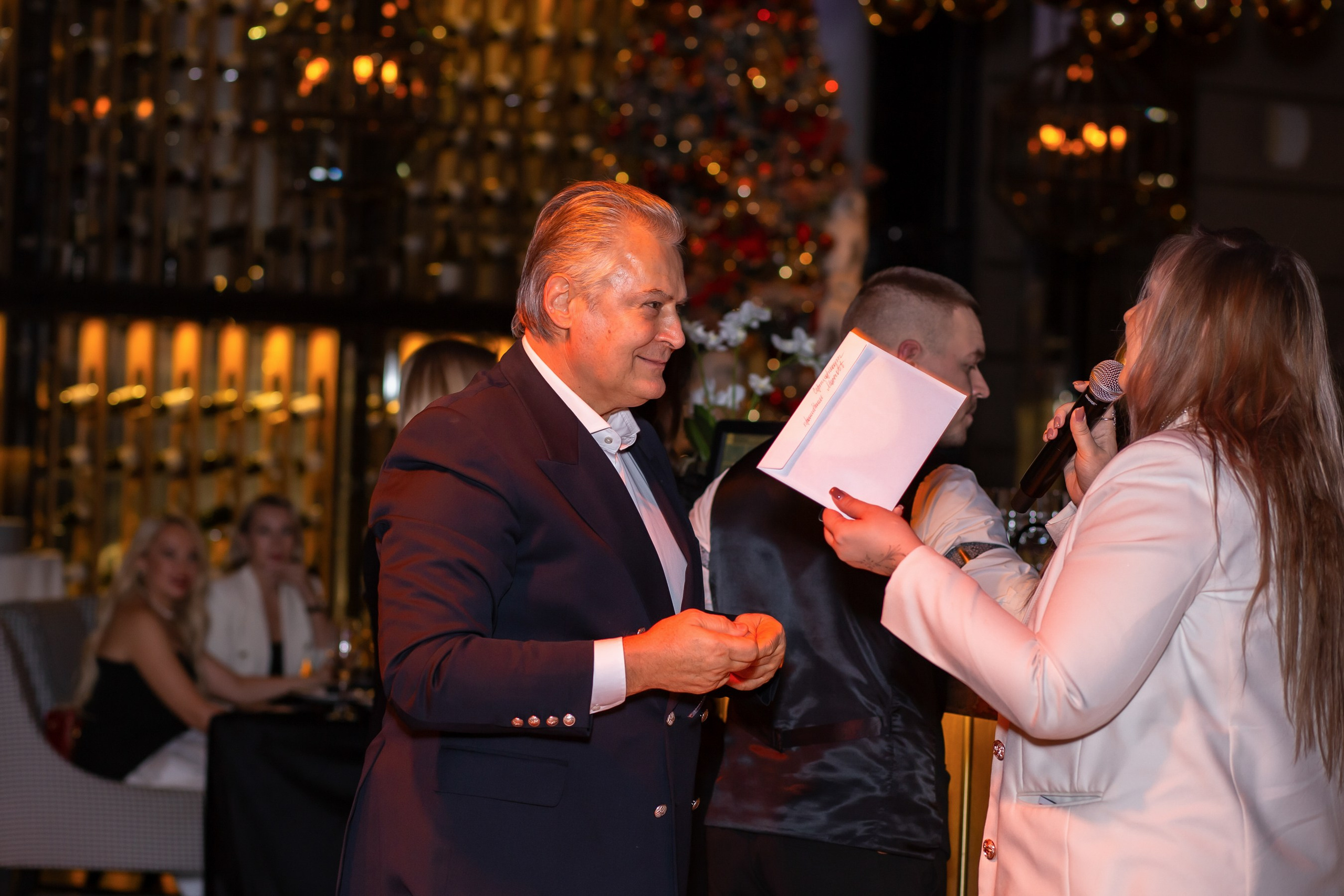 Корпоративный фотограф в Сочи и Сириусе — Премиум репортаж и тимбилдинги. Фотограф Сочи Адлер. Солькаева Анастасия