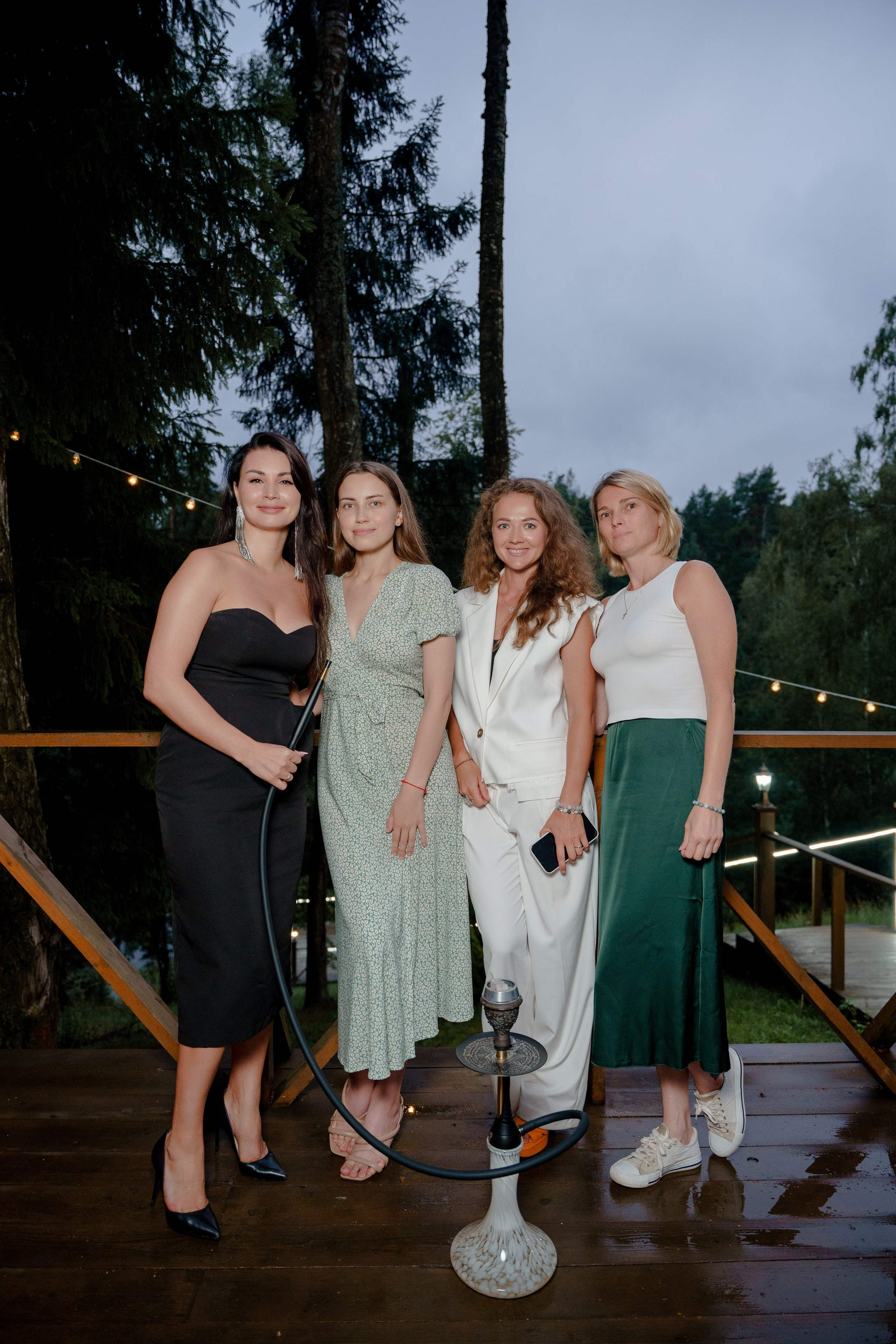 День рождения в шатре на водохранилище. Репортажный фотограф Москва Сергей Дружинин