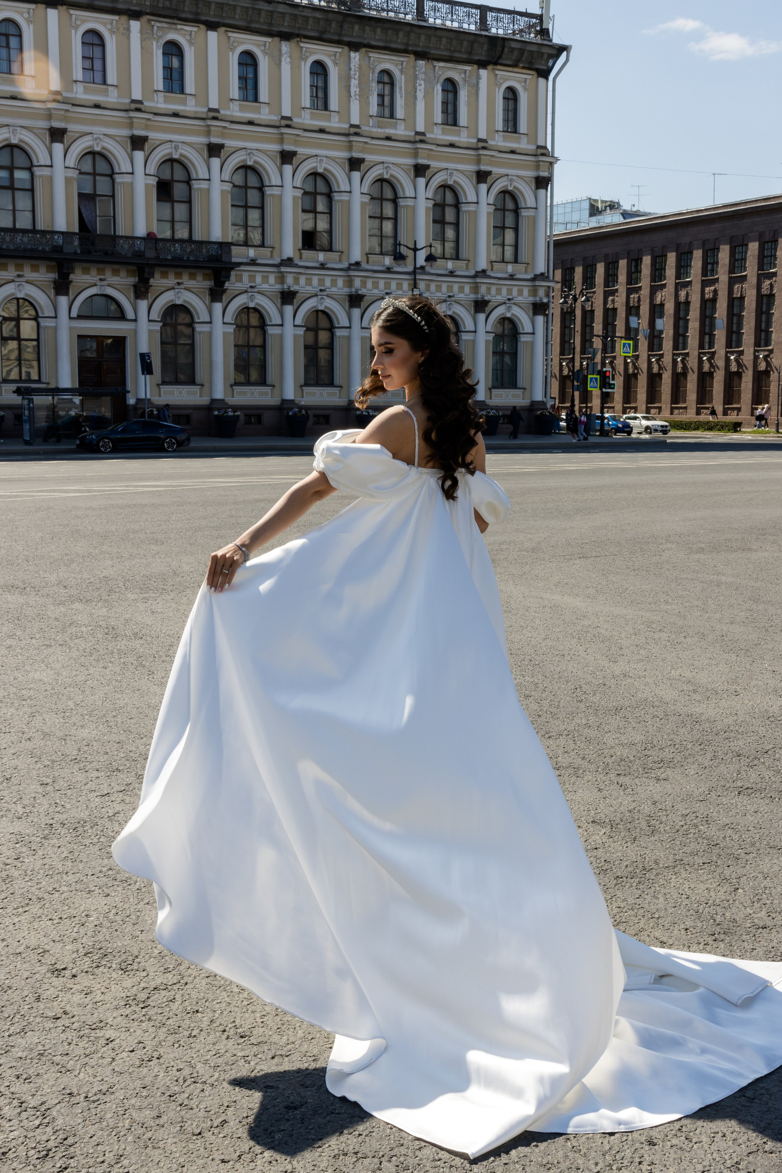 Али и Самира