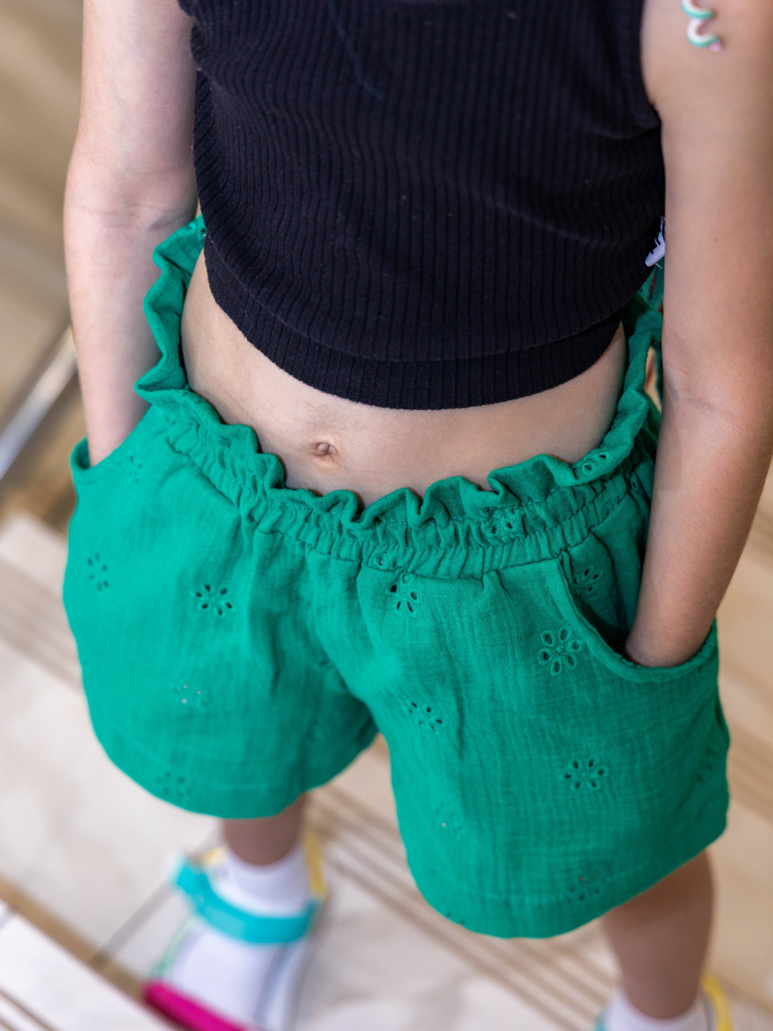 Детские шорты. Фотограф для маркетплейсов, фотоуслуги в Жуковском Татьяна Марсуверских