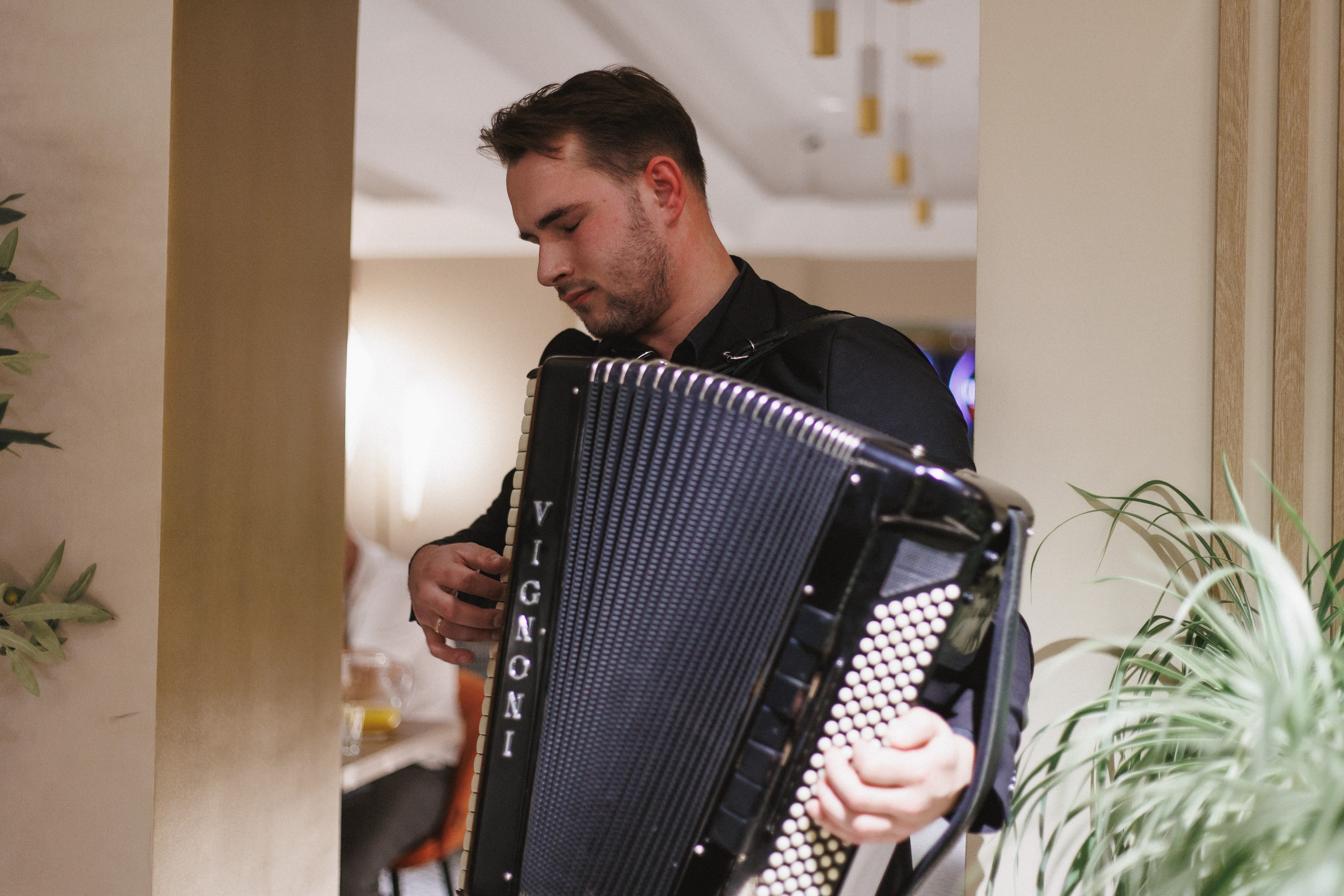 RESNOTA — ГРЕЧЕСКАЯ ВЕЧЕРИНКА. СВОИ. ФОТООТЧЕТЫ-СОБЫТИЯ-МЕСТА