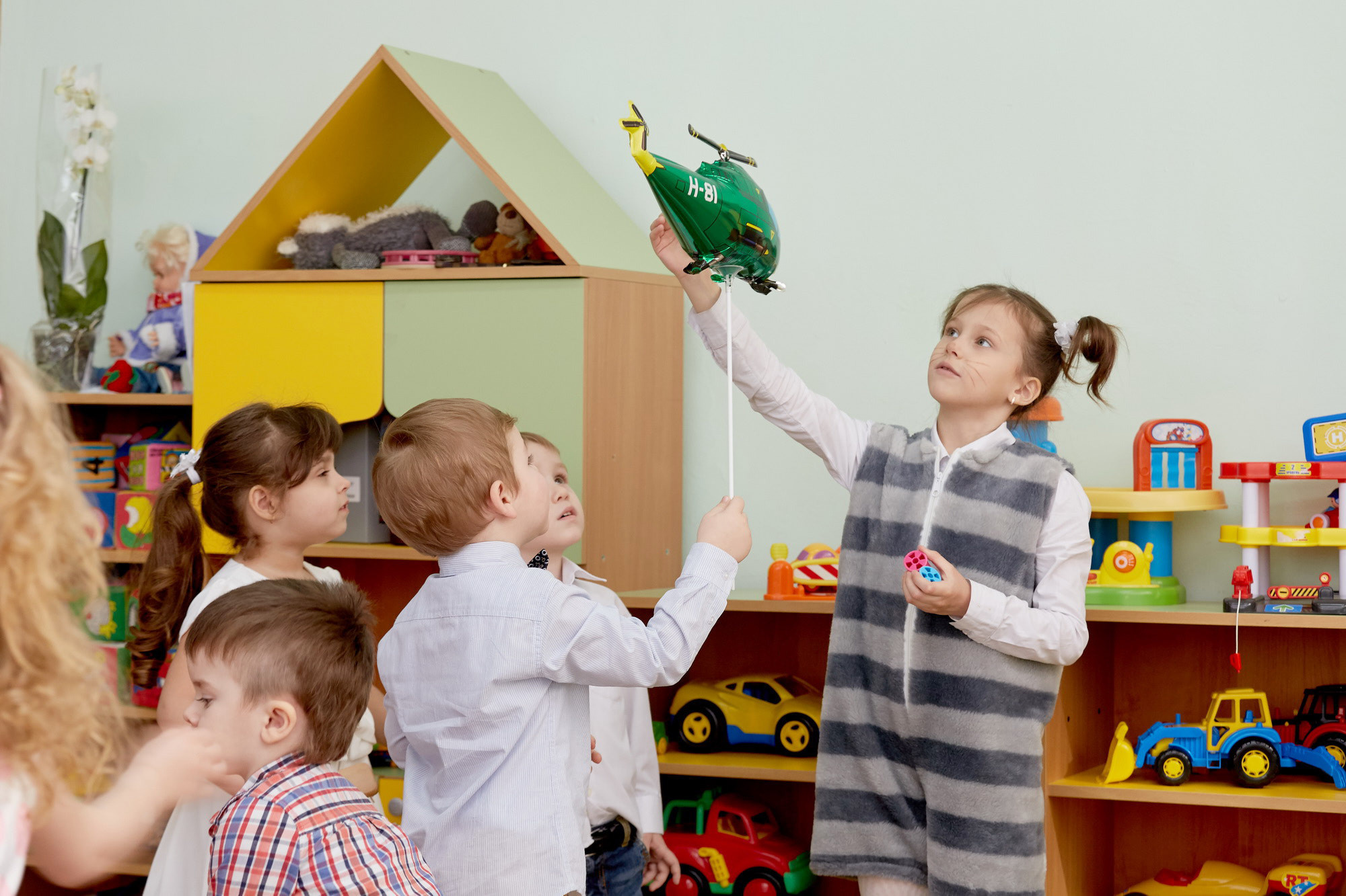 111 Детский сад. Утренник. Март. Креативный фотограф в Москве