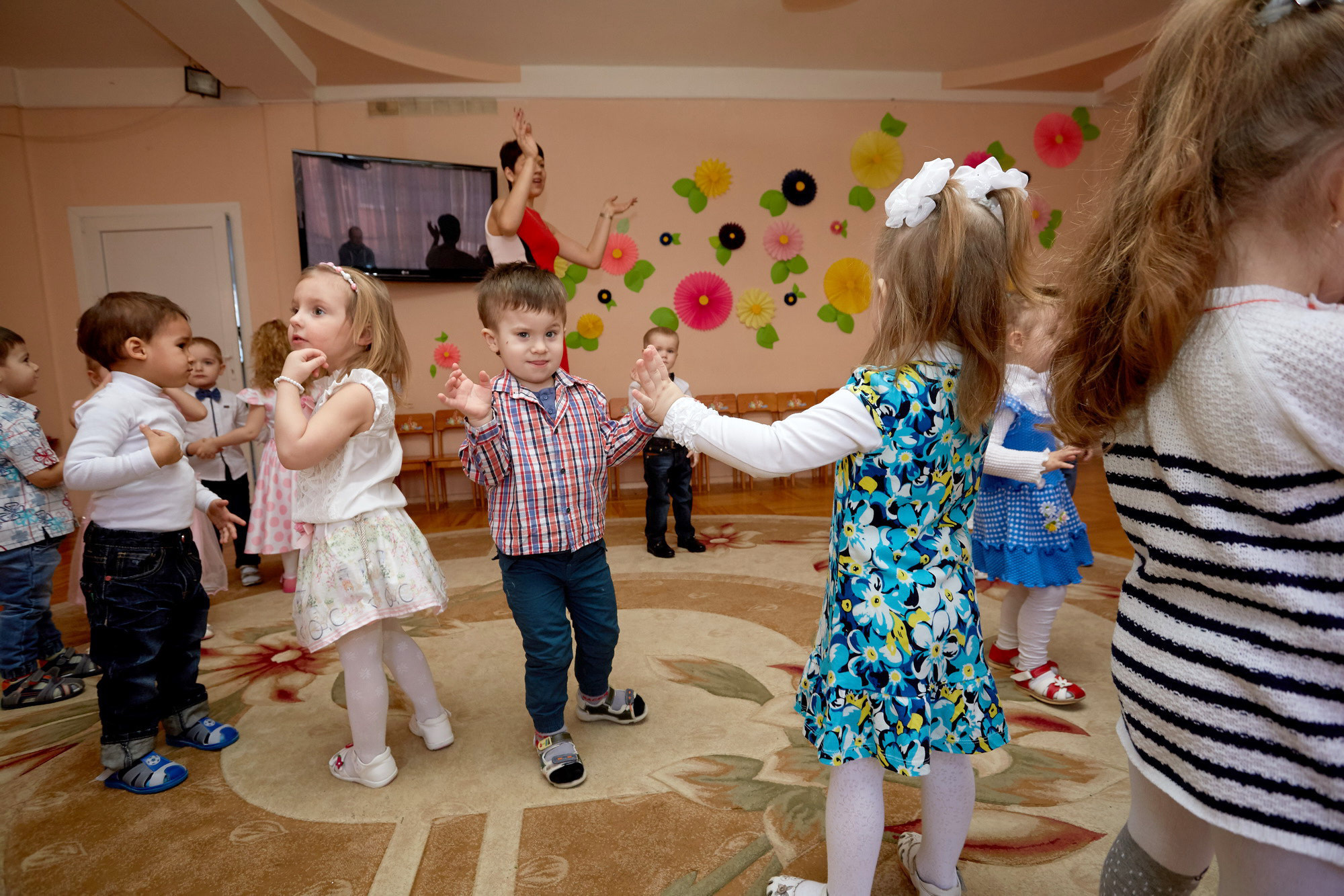 111 Детский сад. Утренник. Март. Креативный фотограф в Москве