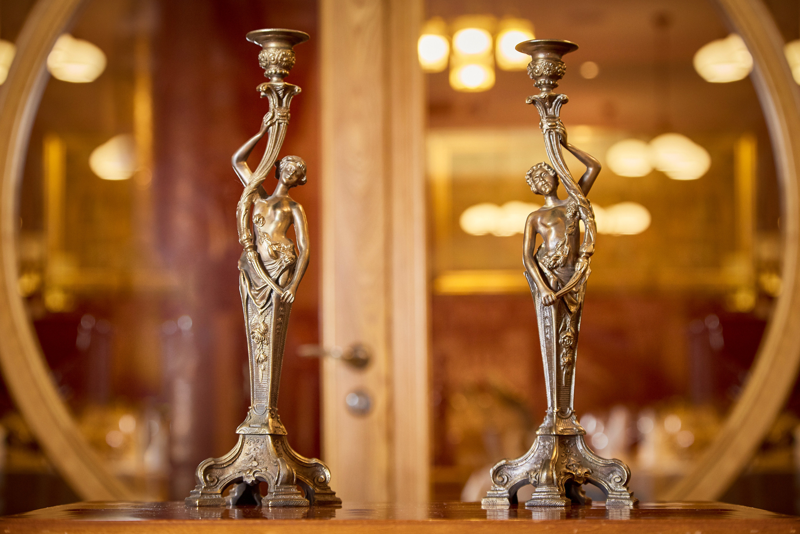 Братья Костевы Ростовский завод художественного литья. Креативный фотограф в Москве