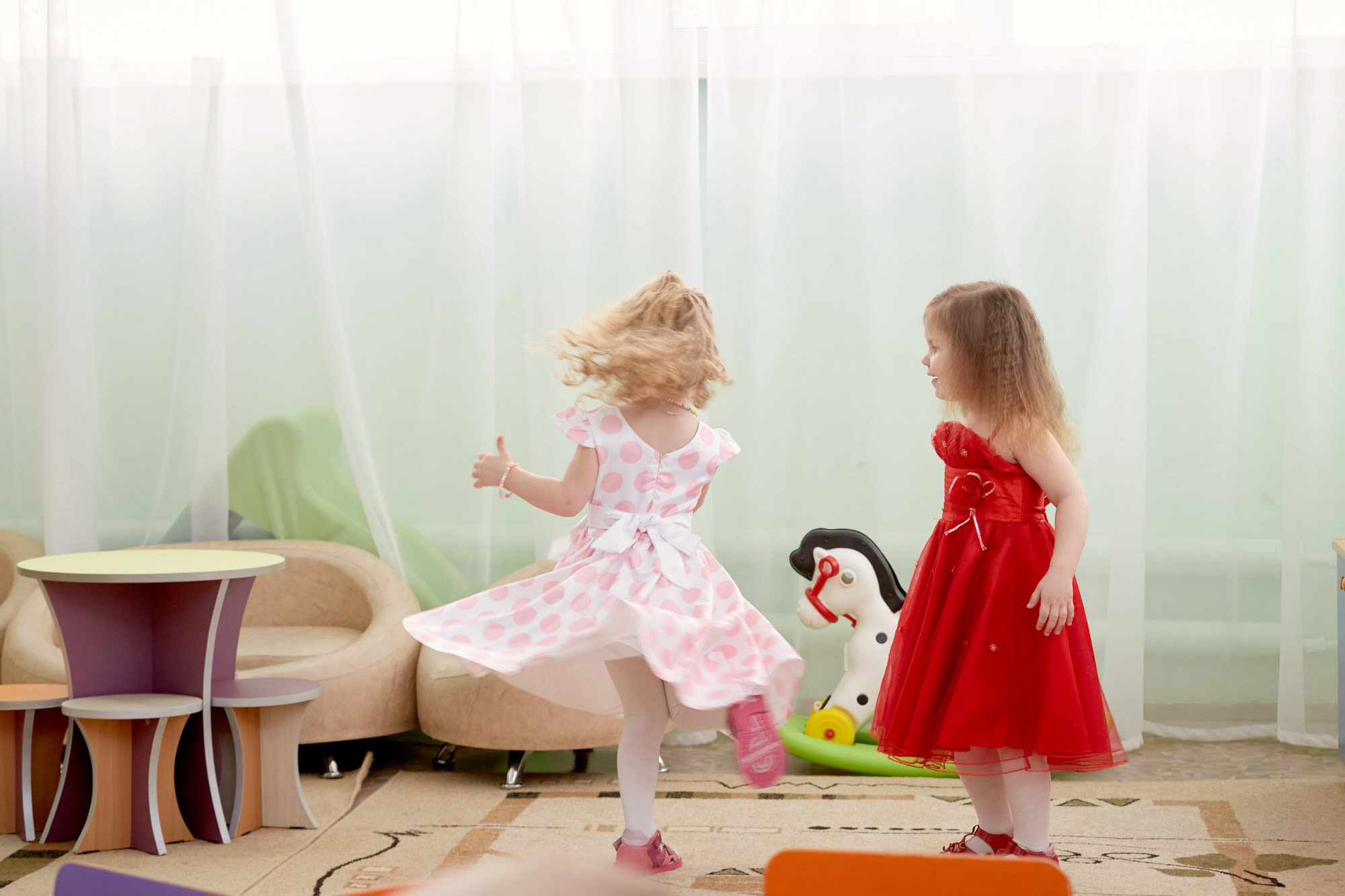 111 Детский сад. Утренник. Март. Креативный фотограф в Москве