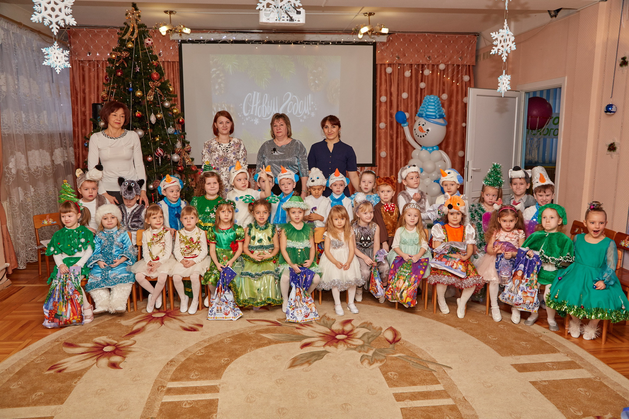 Новый год. Детский сад 111. Креативный фотограф в Москве