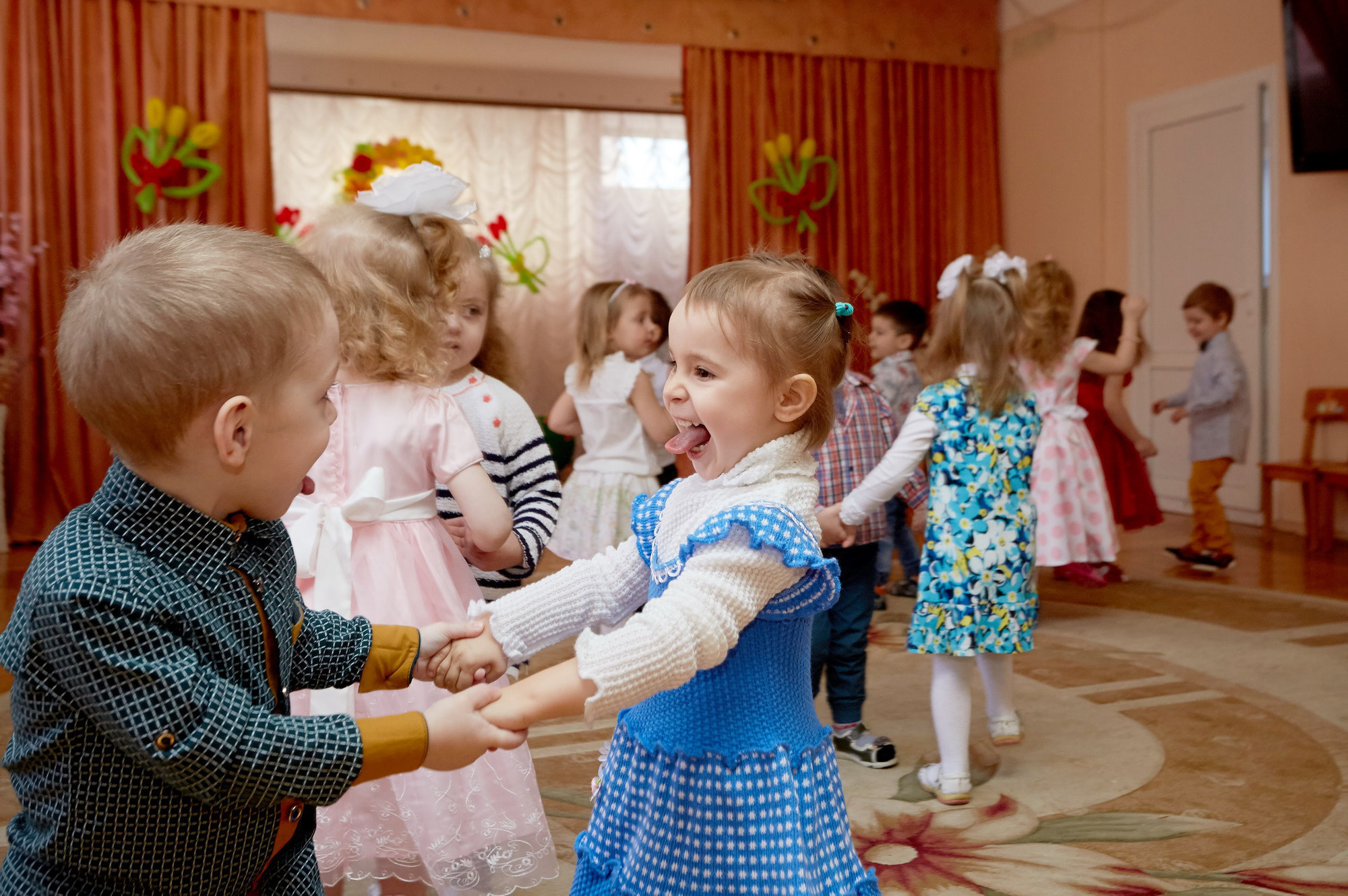 111 Детский сад. Утренник. Март. Креативный фотограф в Москве