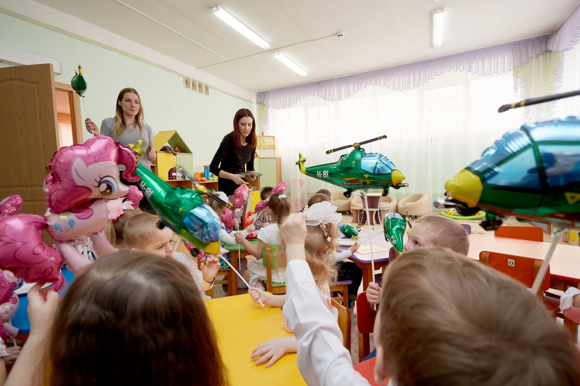111 Детский сад. Утренник. Март. Креативный фотограф в Москве